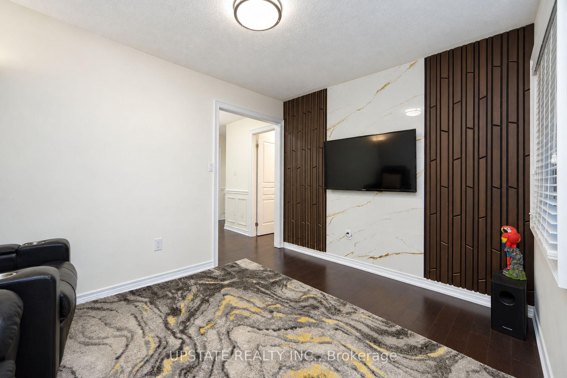 Photo 24 of 15 Cranwood Circle, Brampton, Credit Valley — HOMEH