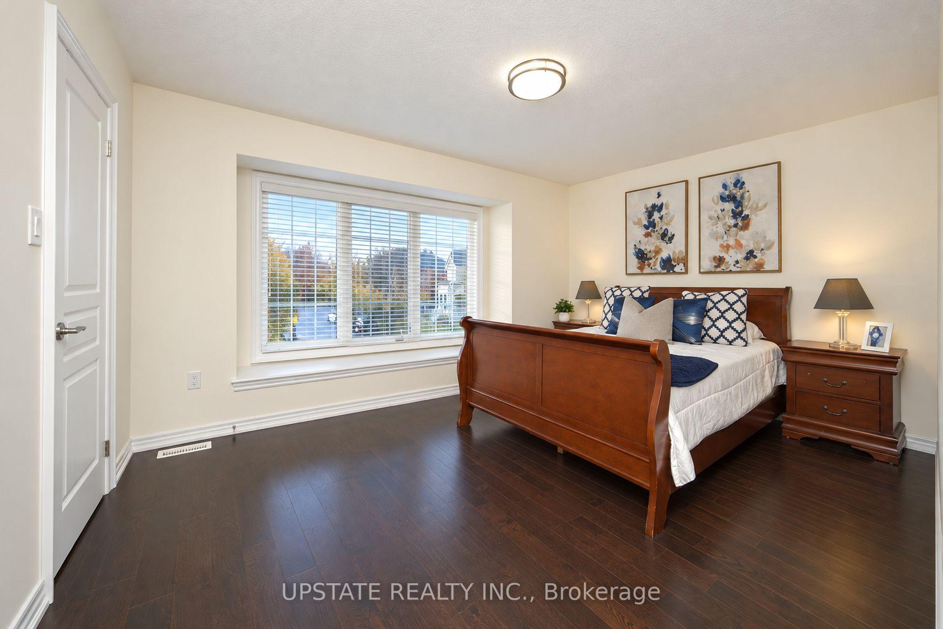 Photo 26 of 15 Cranwood Circle, Brampton, Credit Valley — HOMEH