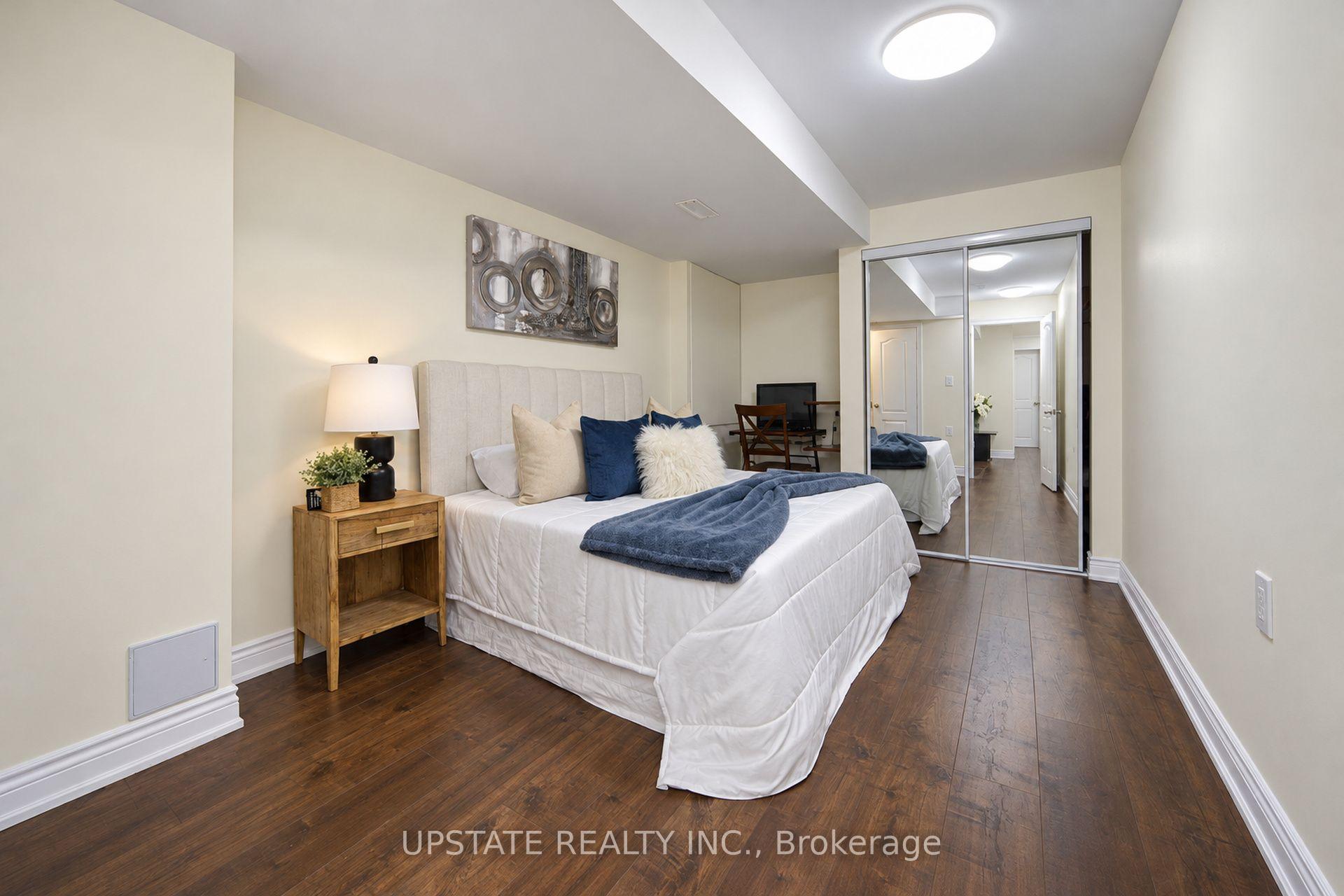 Photo 37 of 15 Cranwood Circle, Brampton, Credit Valley — HOMEH