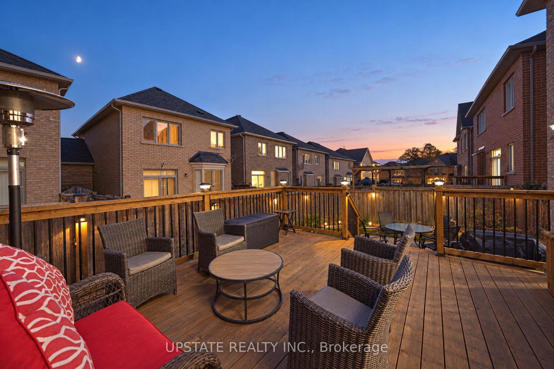 Photo 41 of 15 Cranwood Circle, Brampton, Credit Valley — HOMEH