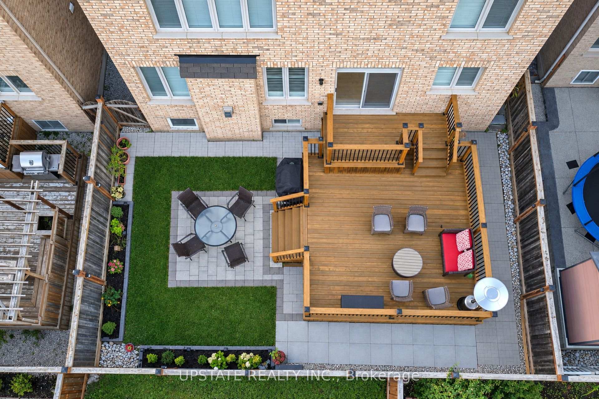 Photo 48 of 15 Cranwood Circle, Brampton, Credit Valley — HOMEH