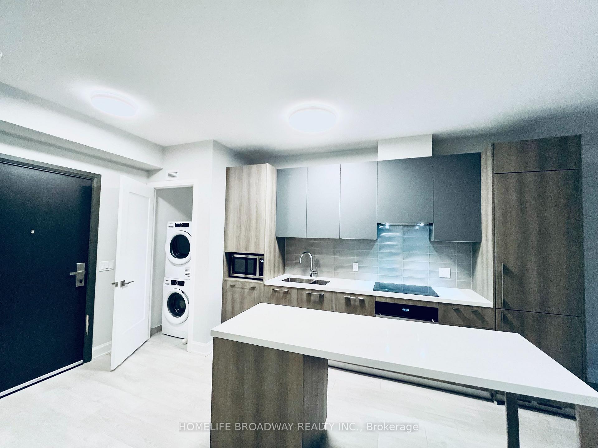 Photo 5 of Unit 927, 38 Water Walk Drive, Markham, Unionville — HOMEH
