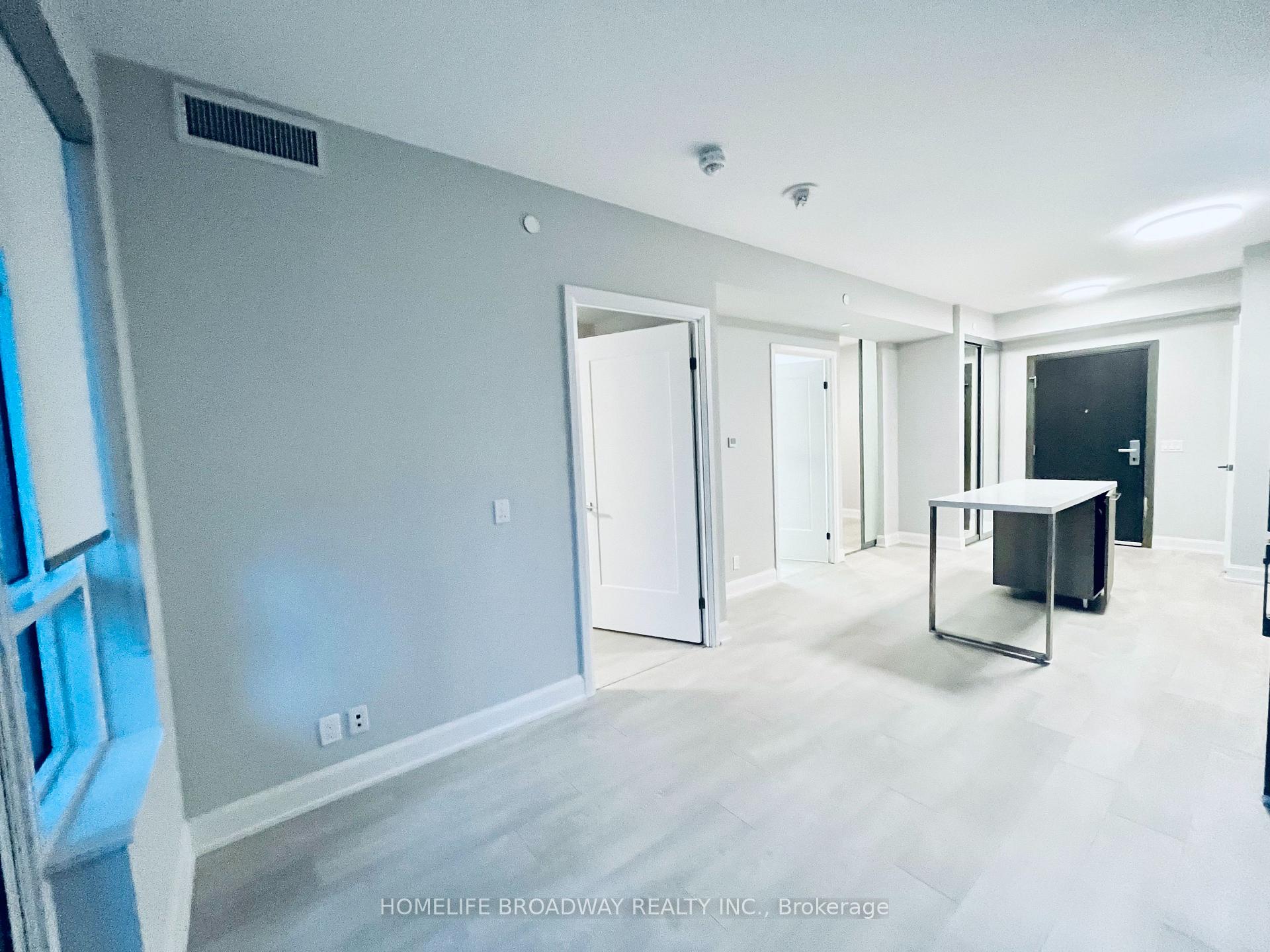 Photo 7 of Unit 927, 38 Water Walk Drive, Markham, Unionville — HOMEH