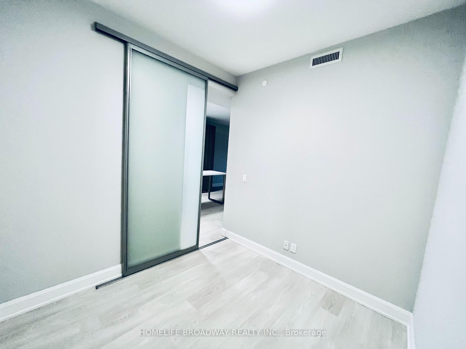 Photo 9 of Unit 927, 38 Water Walk Drive, Markham, Unionville — HOMEH