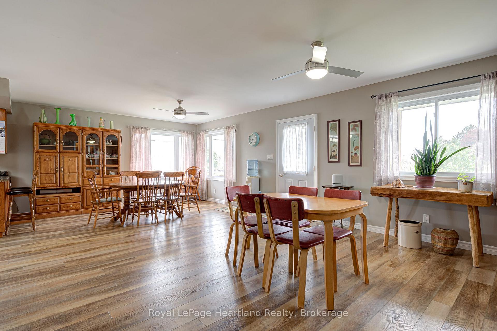 Photo 5 of 160 Huron Road, West Perth, Mitchell — HOMEH