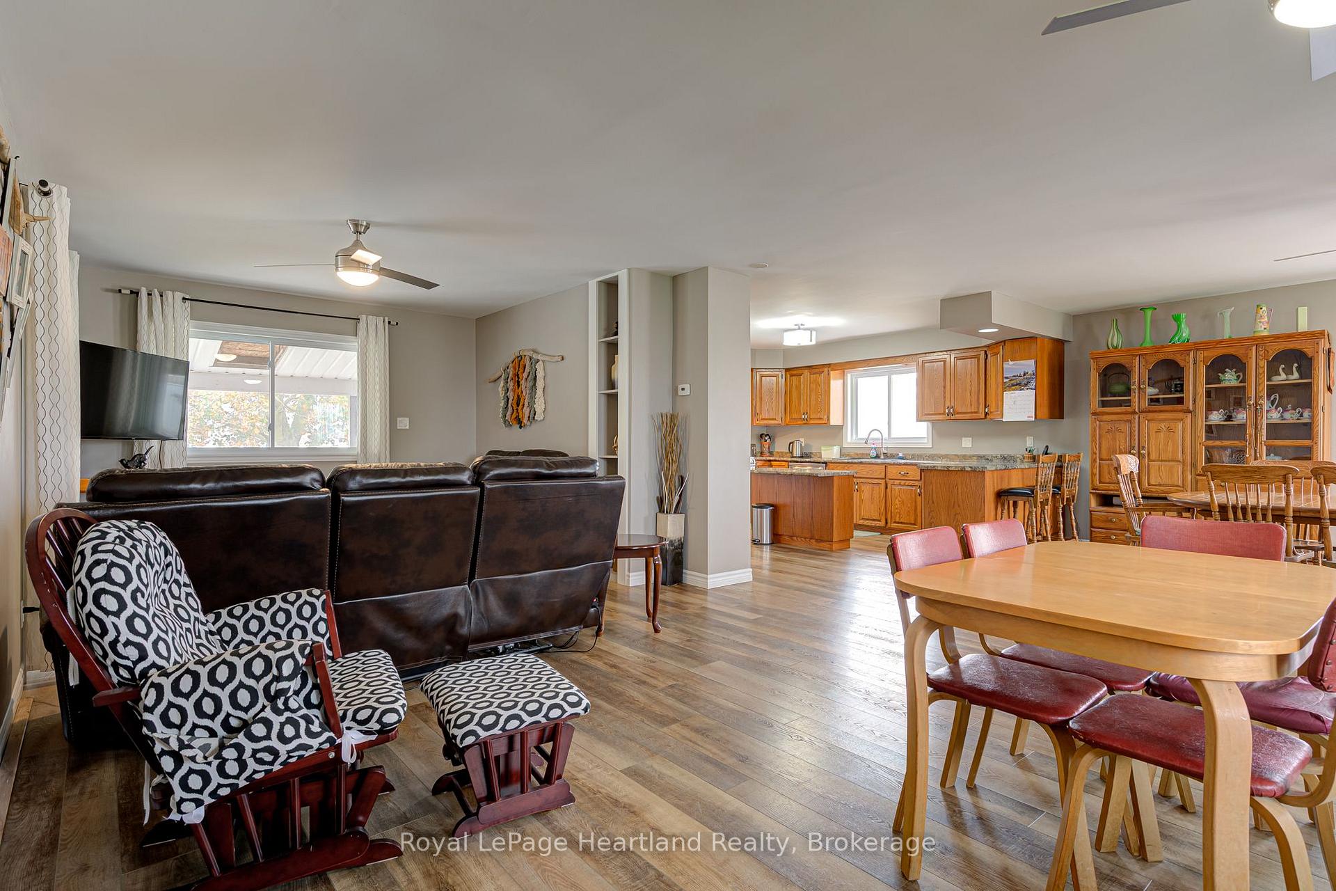 Photo 15 of 160 Huron Road, West Perth, Mitchell — HOMEH
