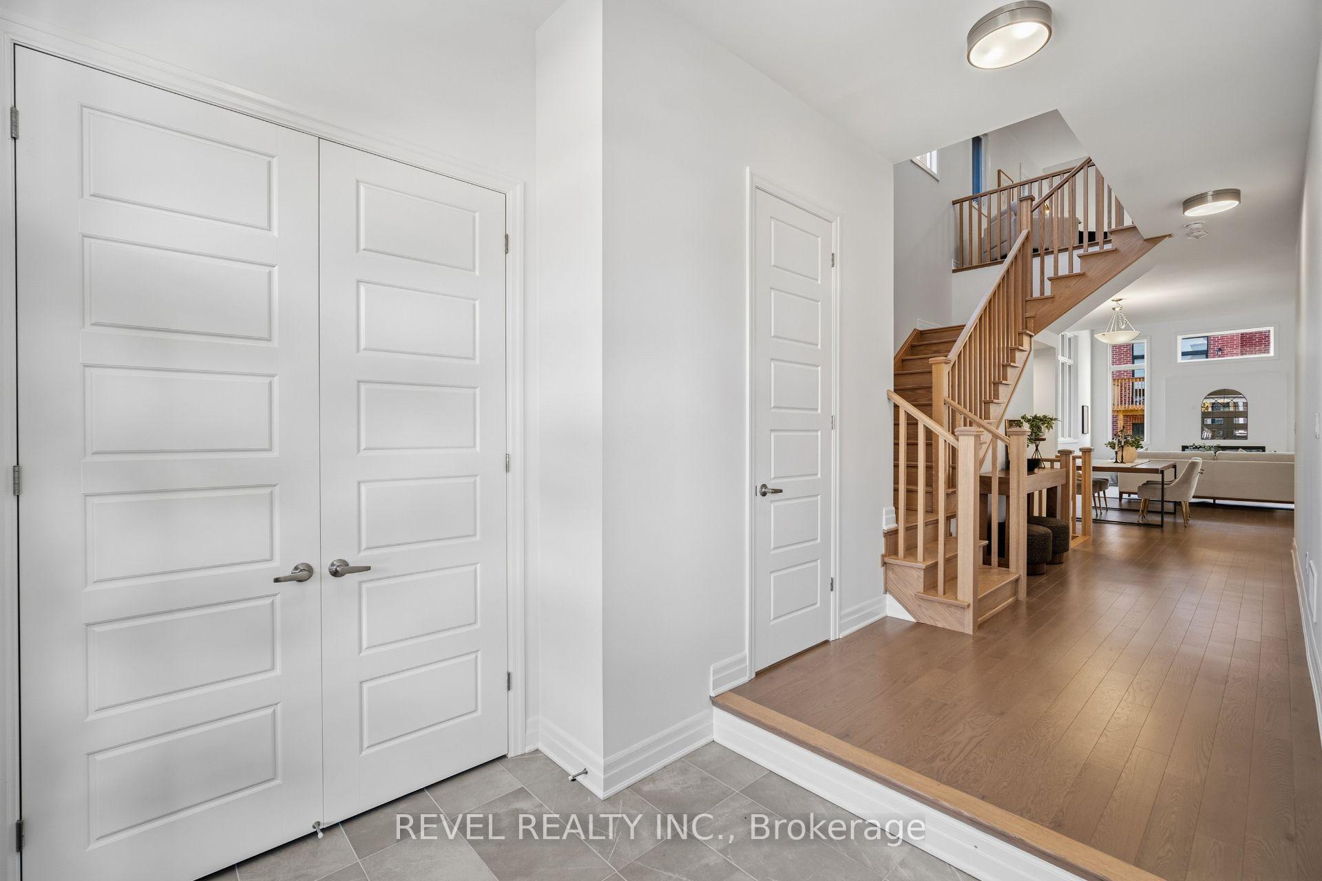Photo 4 of 1251 Black Bear Trail, Oakville, Joshua Meadows — HOMEH