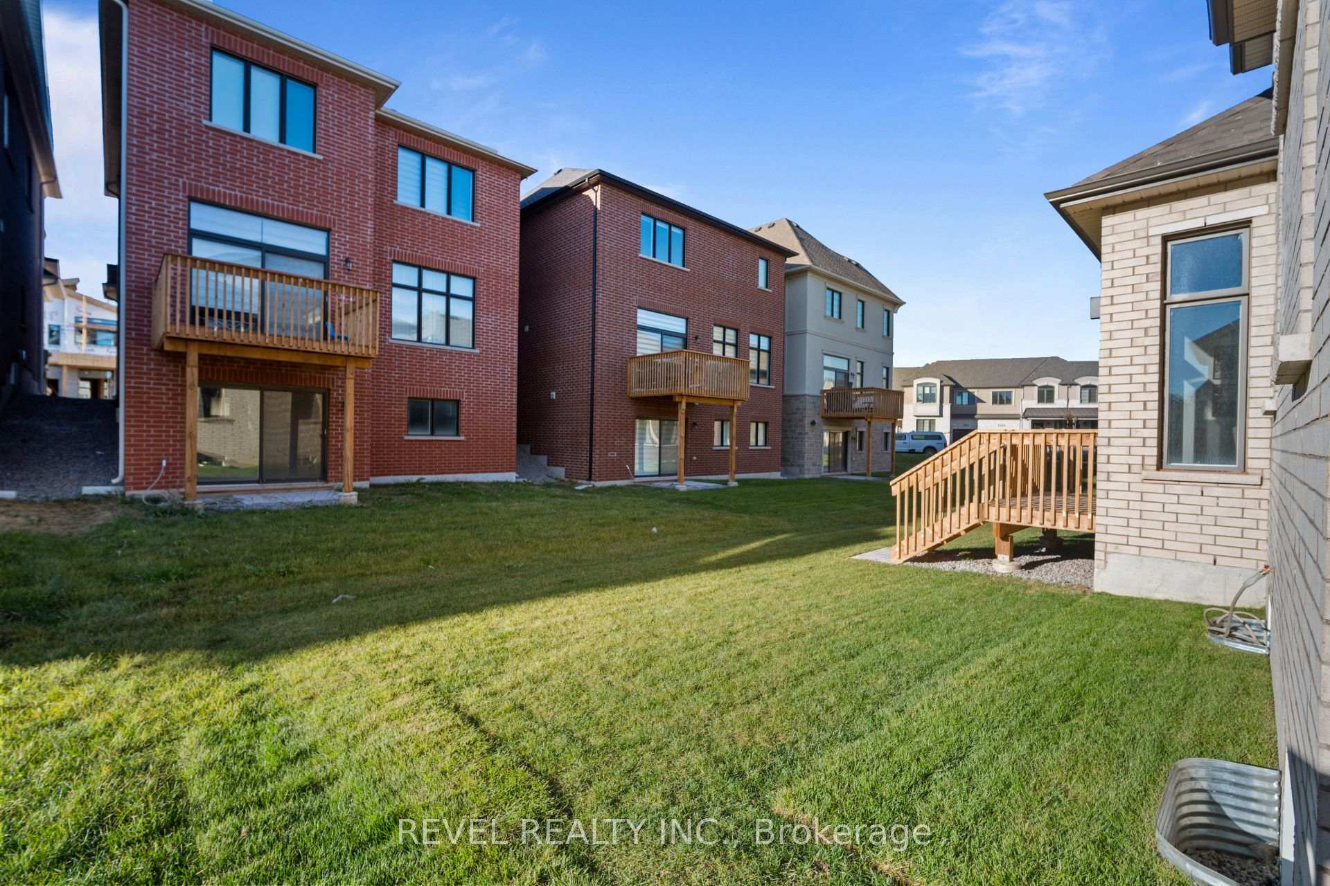 Photo 38 of 1251 Black Bear Trail, Oakville, Joshua Meadows — HOMEH