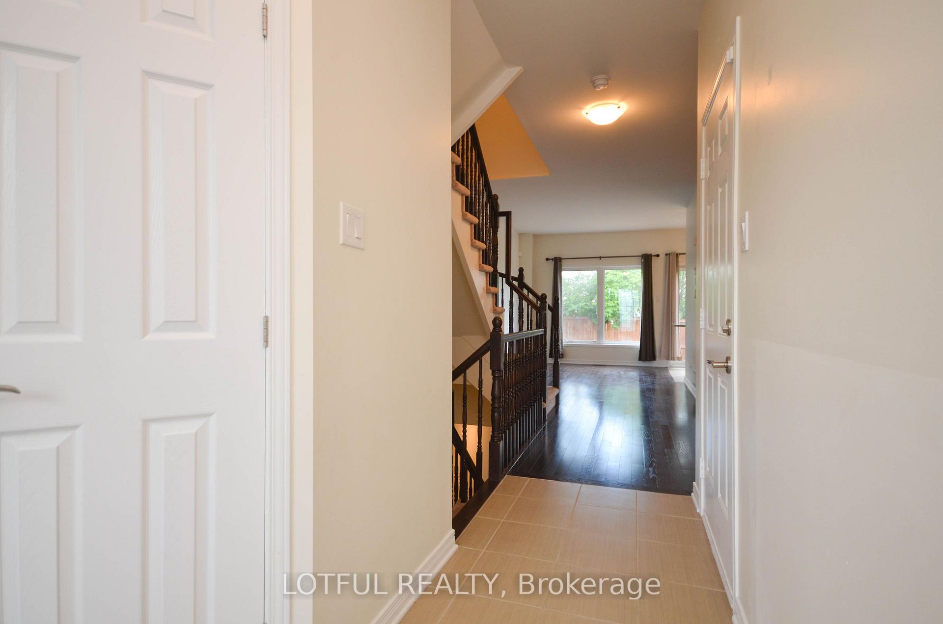 Photo 4 of 62 Dundalk Private, Ottawa, Barrhaven - Stonebridge — HOMEH