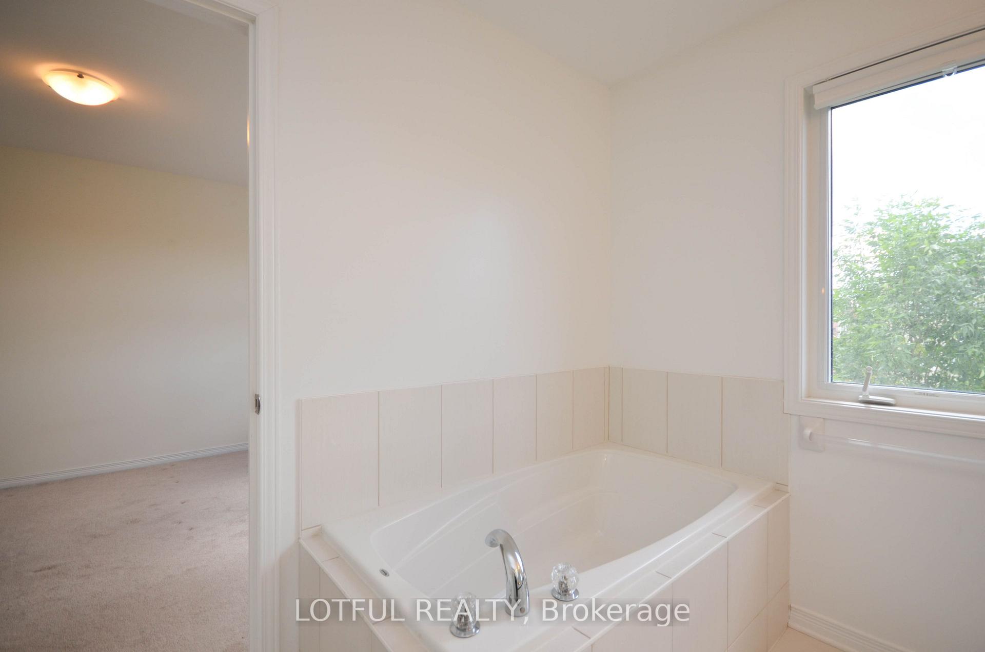 Photo 24 of 62 Dundalk Private, Ottawa, Barrhaven - Stonebridge — HOMEH