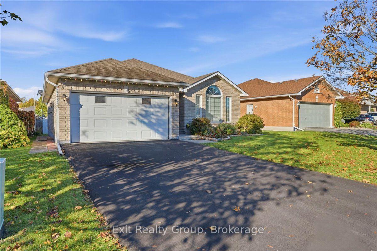 Photo 3 of 6 Hemlock Crescent, Belleville, Belleville Ward — HOMEH