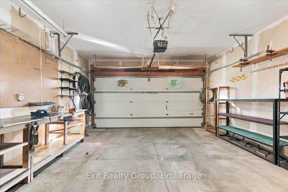 Photo 35 of 6 Hemlock Crescent, Belleville, Belleville Ward — HOMEH