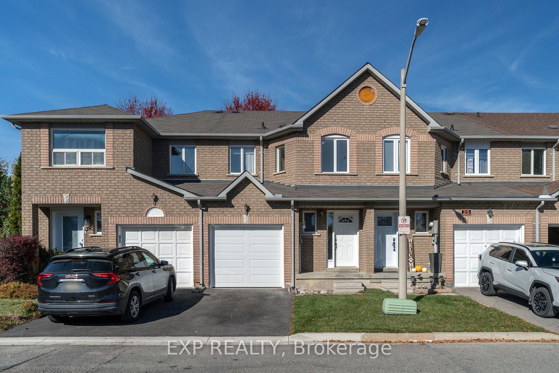 Photo 1 of 37 Cresthaven Road, Brampton, Snelgrove — HOMEH