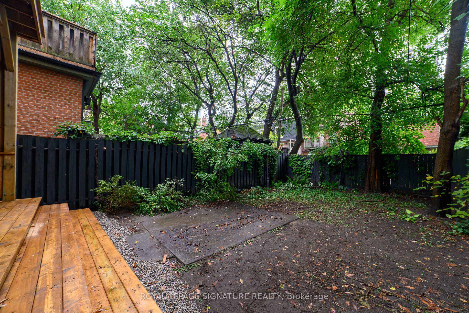 Photo 18 of Unit Main, 103 Gloucester Street, Toronto, Church-Yonge Corridor — HOMEH