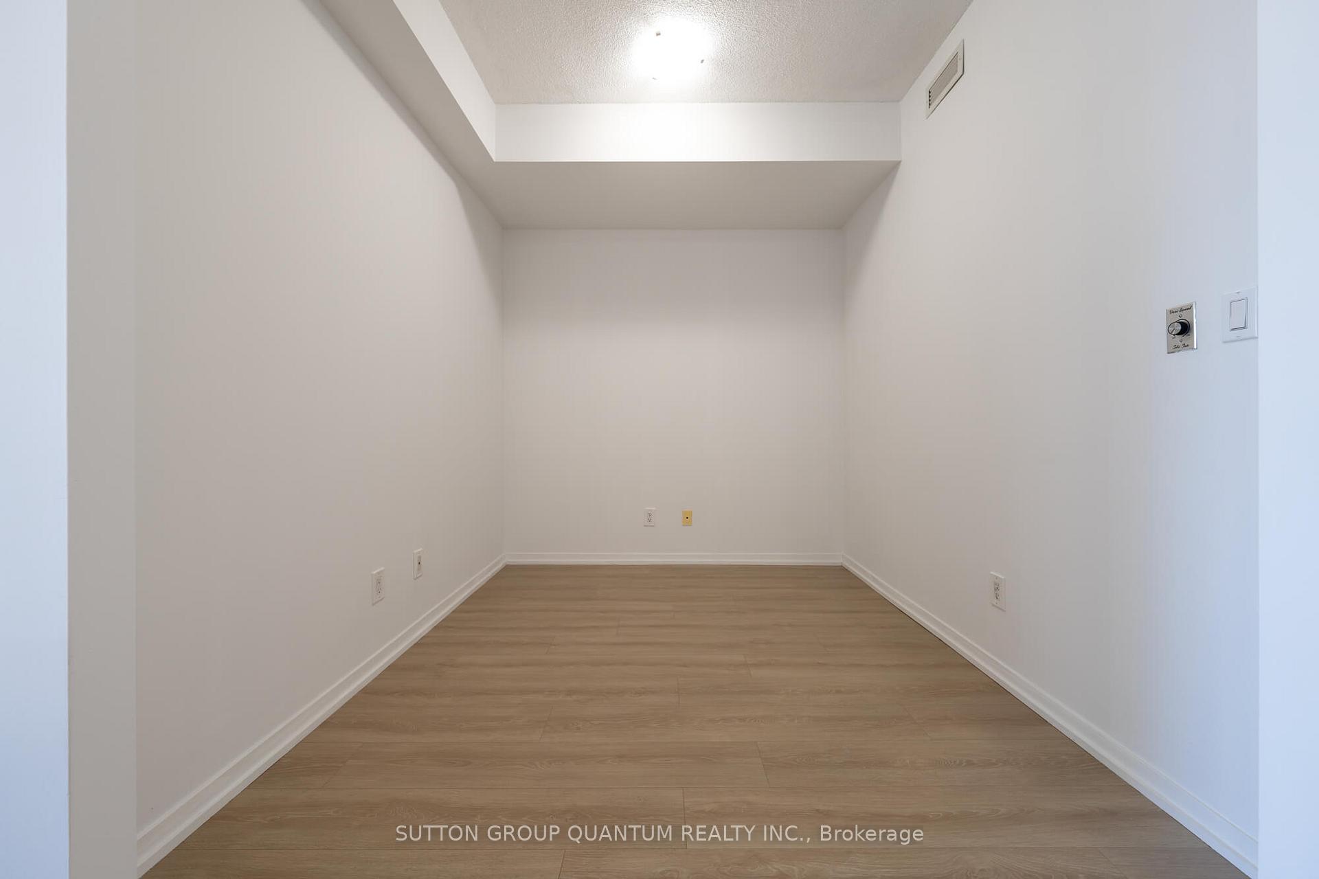 Photo 14 of Unit 1405, 55 Bremner Boulevard, Toronto, Waterfront Communities — HOMEH