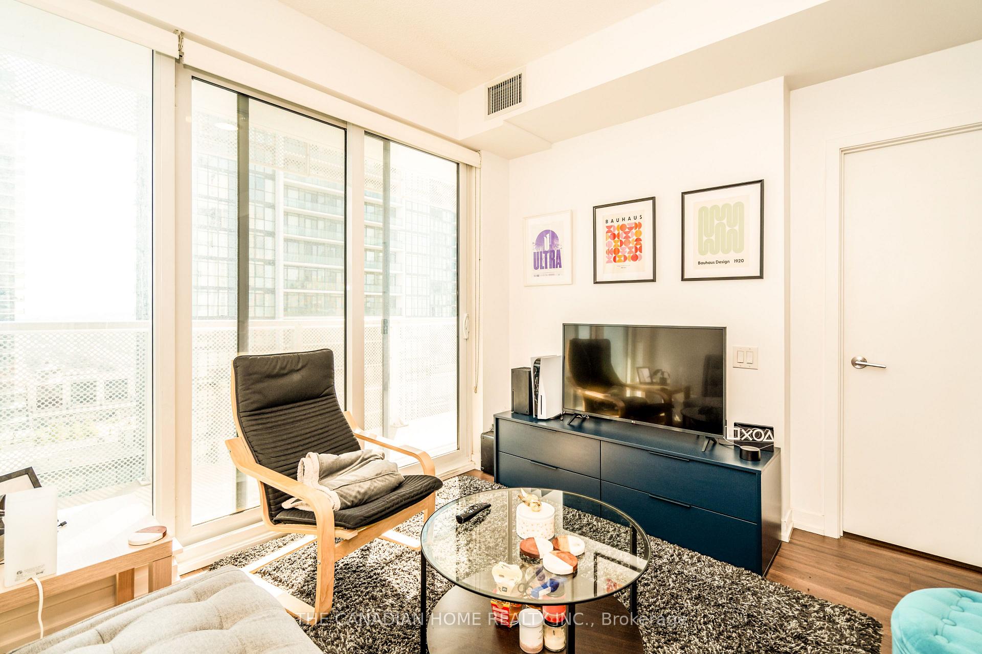 Photo 12 of Unit 1412, 4065 Confederation Parkway, Mississauga, City Centre — HOMEH