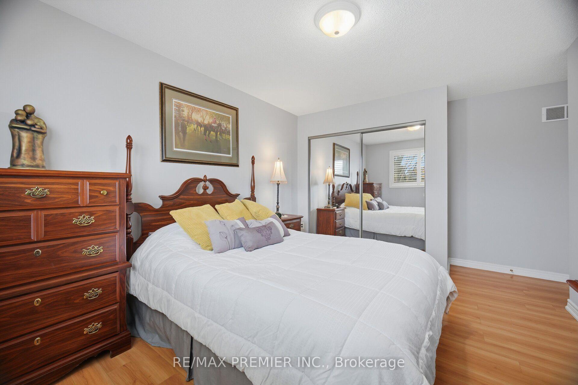 Photo 33 of Unit 28, 311 Highway 8, Hamilton, Stoney Creek — HOMEH