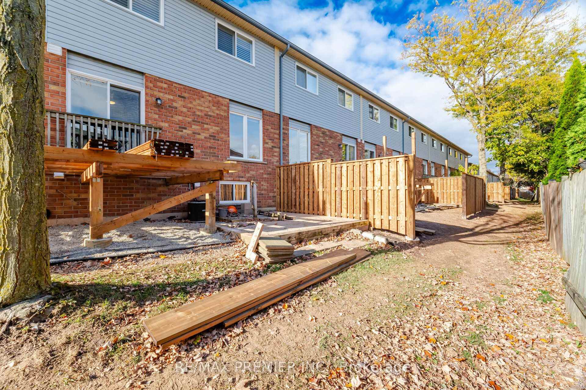 Photo 46 of Unit 28, 311 Highway 8, Hamilton, Stoney Creek — HOMEH