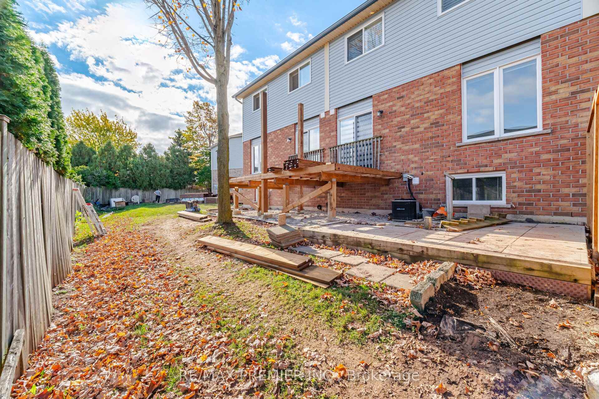 Photo 47 of Unit 28, 311 Highway 8, Hamilton, Stoney Creek — HOMEH