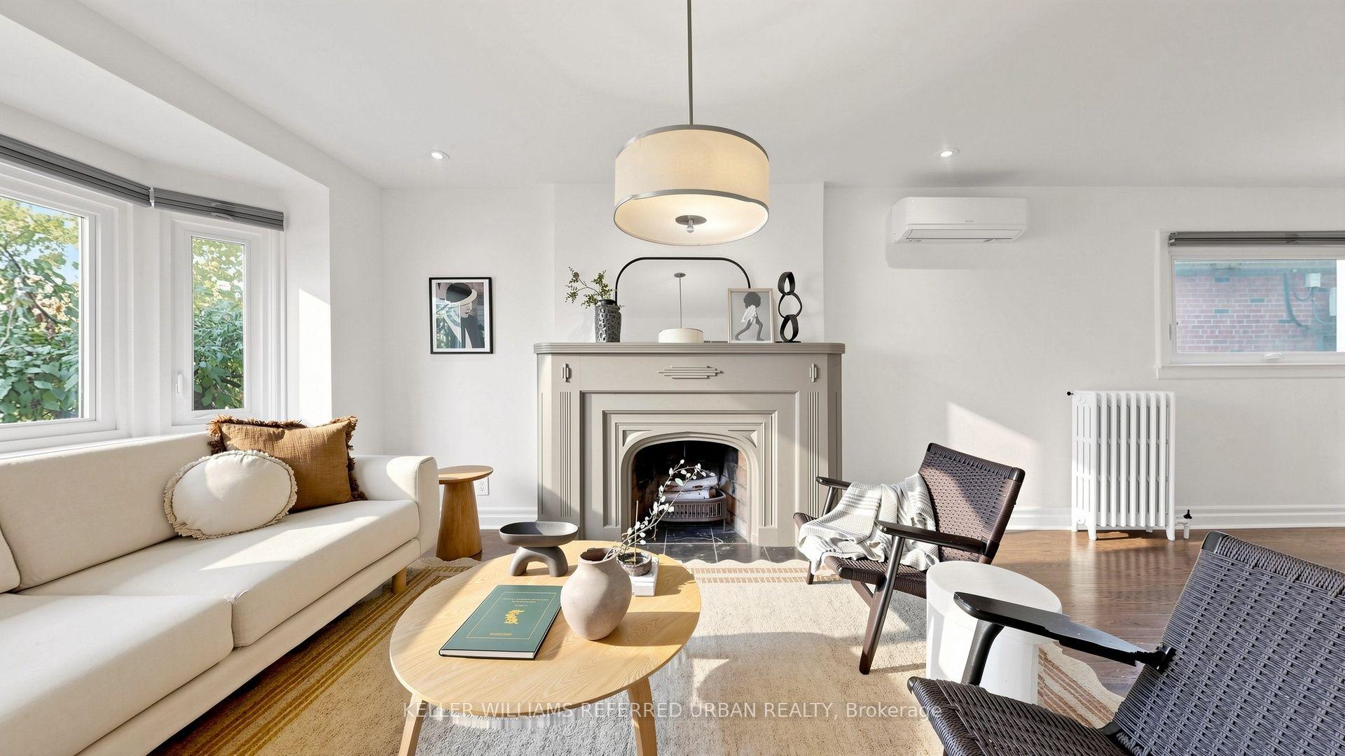 Photo 3 of 11 Crestland Avenue, Toronto, Danforth Village-East York — HOMEH