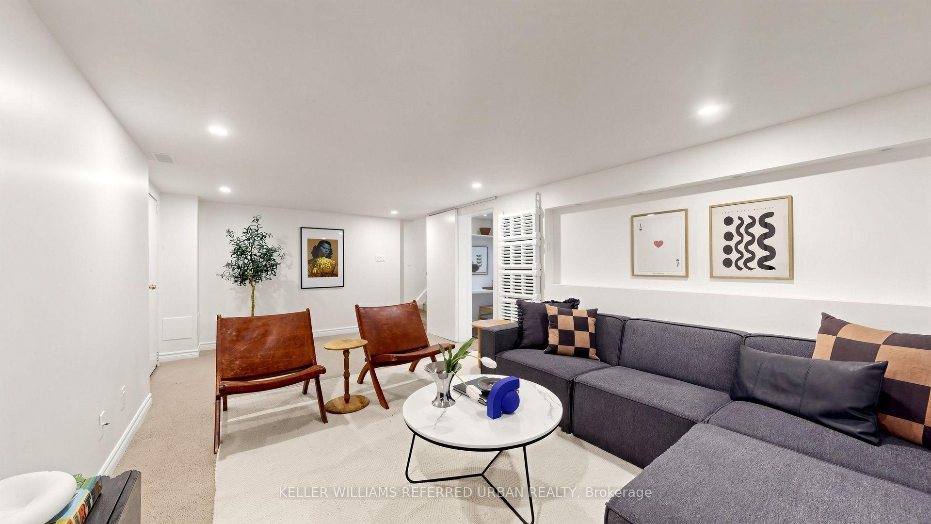 Photo 36 of 11 Crestland Avenue, Toronto, Danforth Village-East York — HOMEH