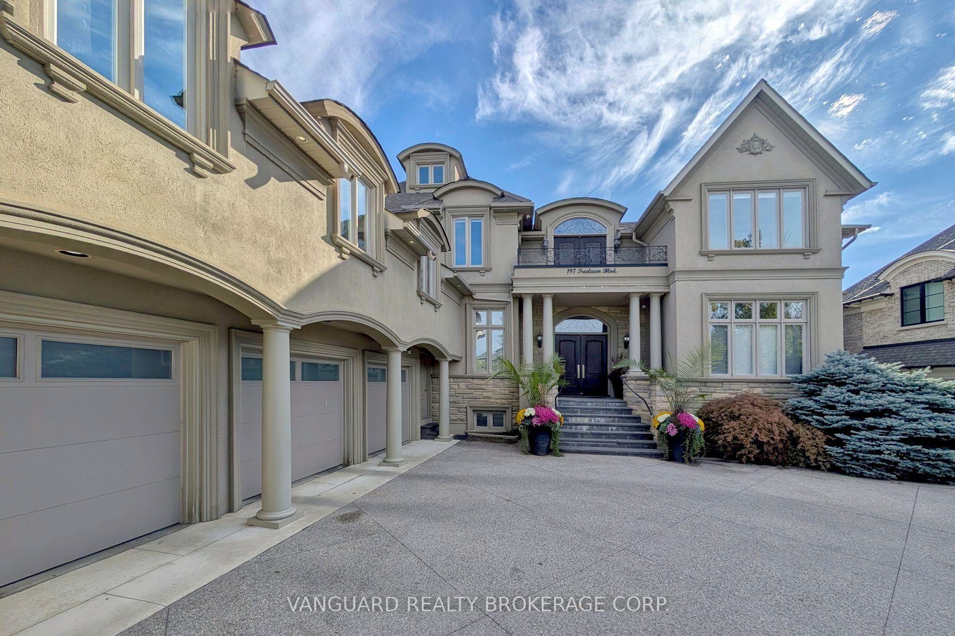 Photo 6 of 197 Treelawn Boulevard, Vaughan, Kleinburg — HOMEH