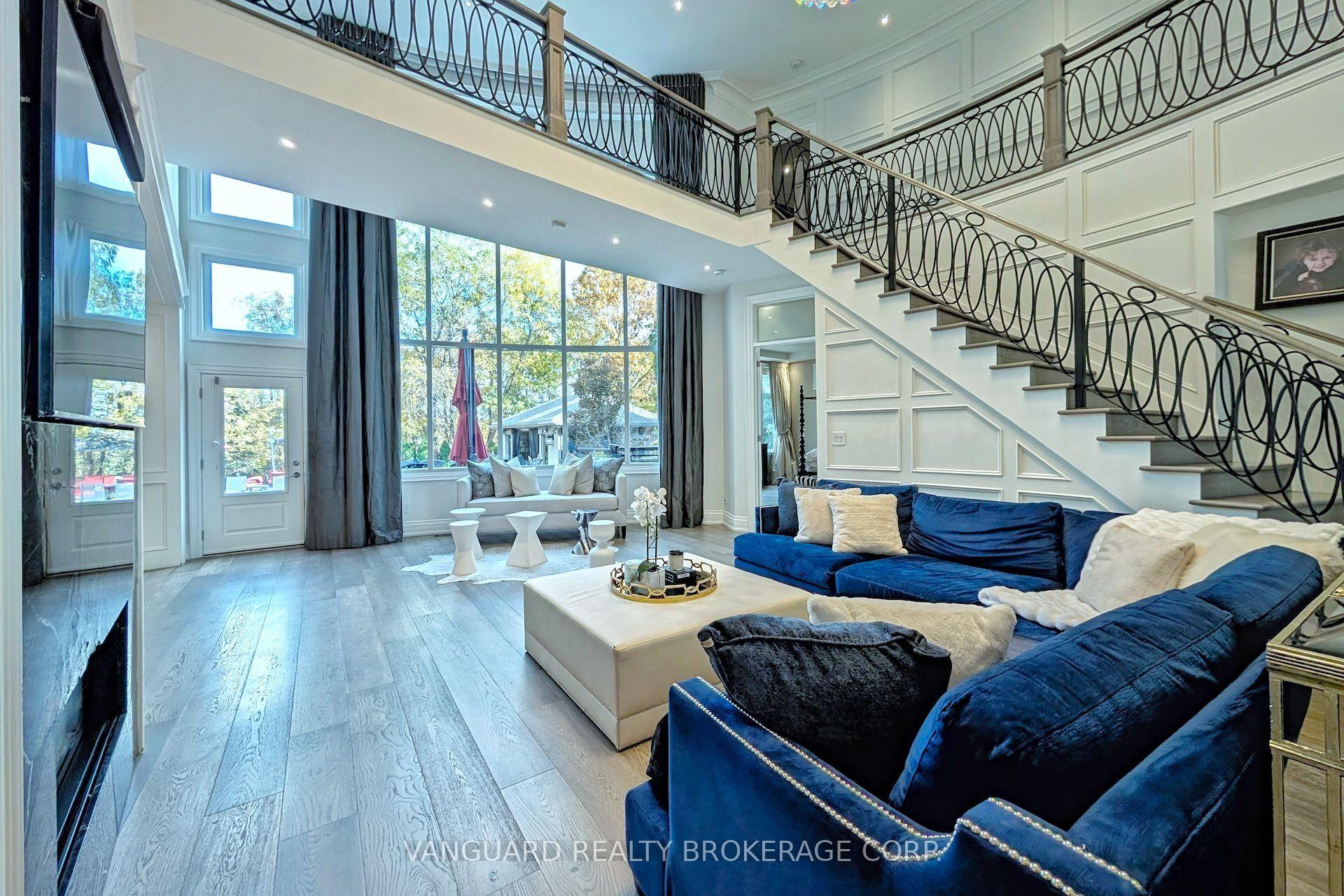 Photo 9 of 197 Treelawn Boulevard, Vaughan, Kleinburg — HOMEH
