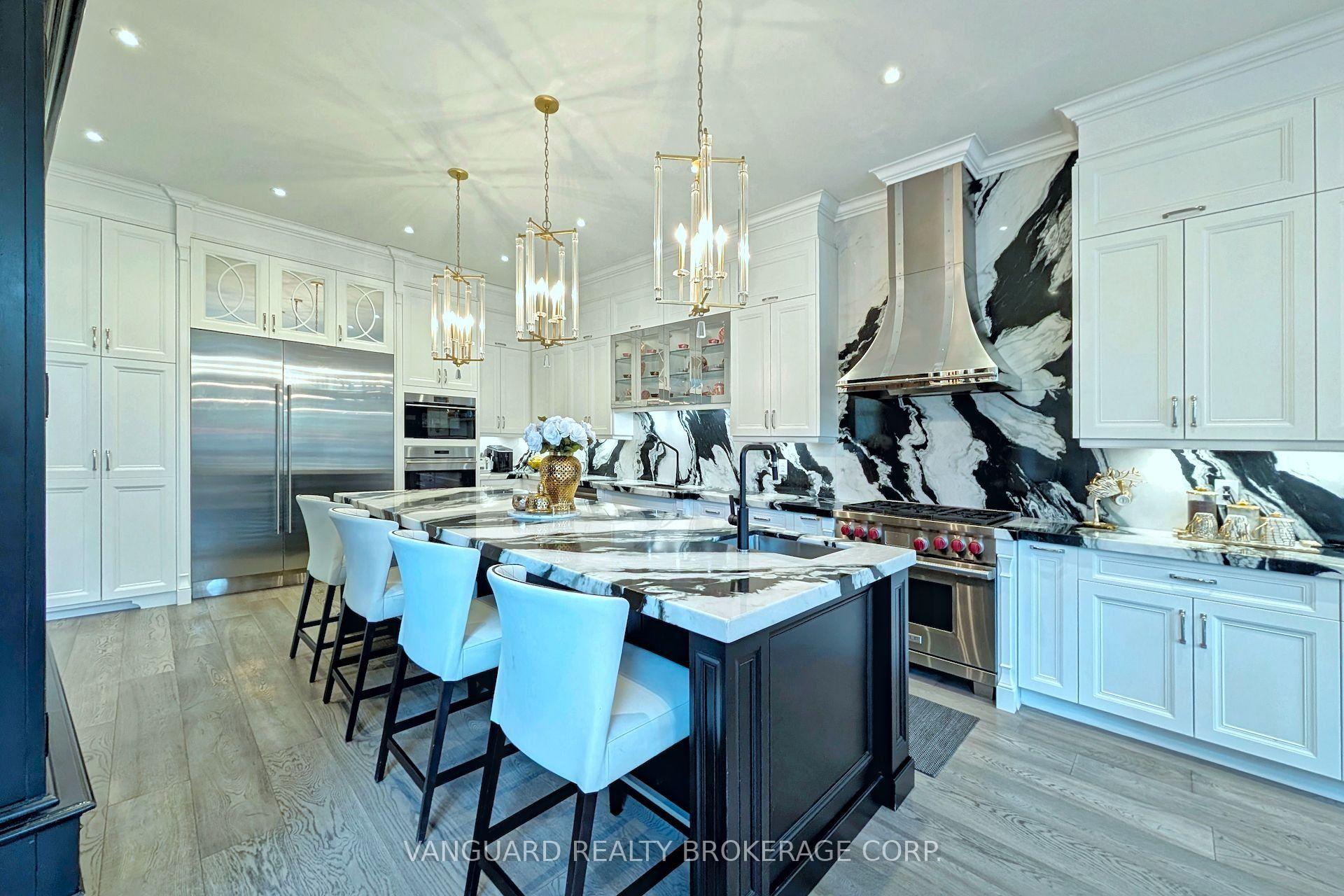 Photo 12 of 197 Treelawn Boulevard, Vaughan, Kleinburg — HOMEH
