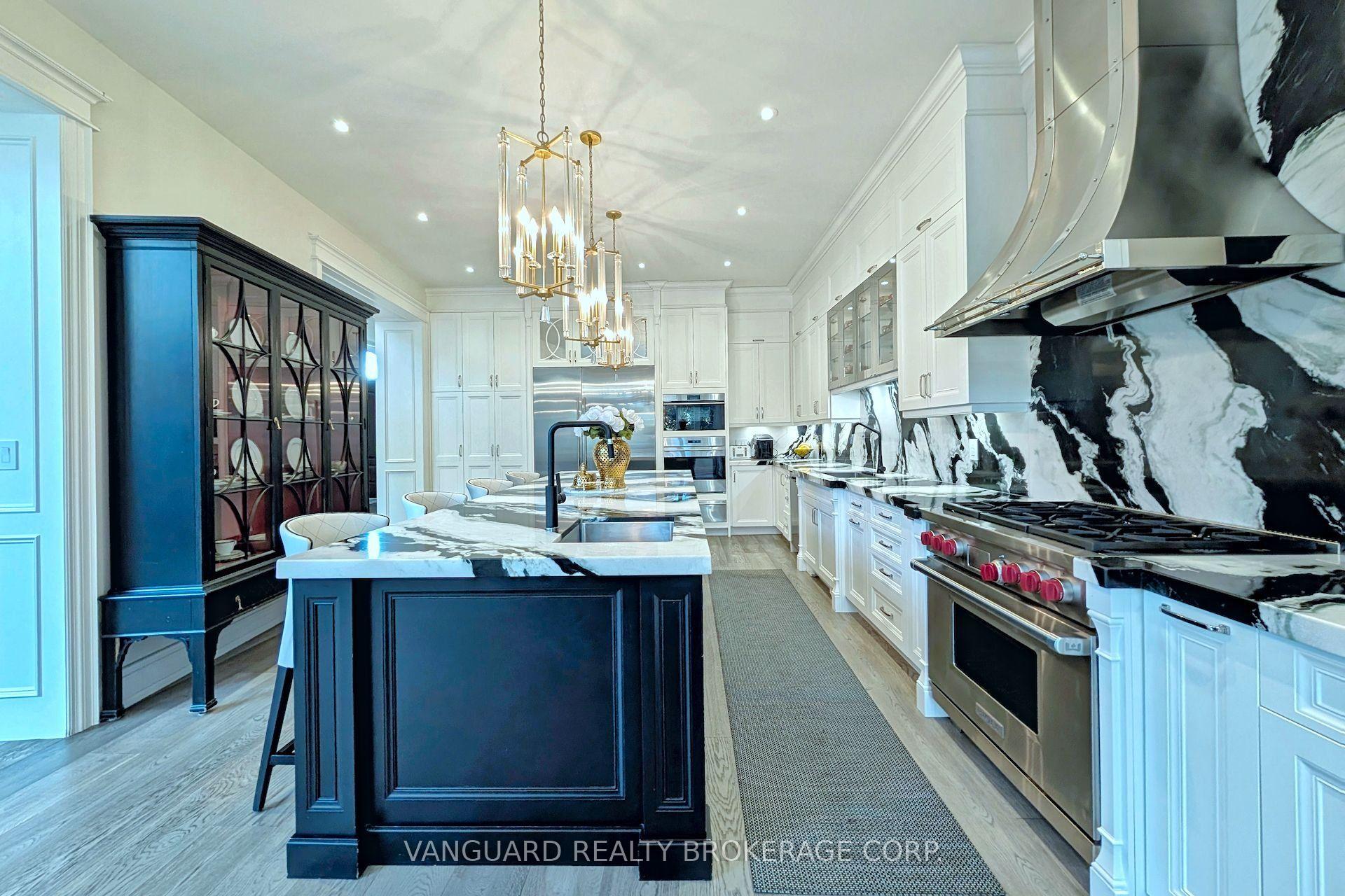 Photo 14 of 197 Treelawn Boulevard, Vaughan, Kleinburg — HOMEH