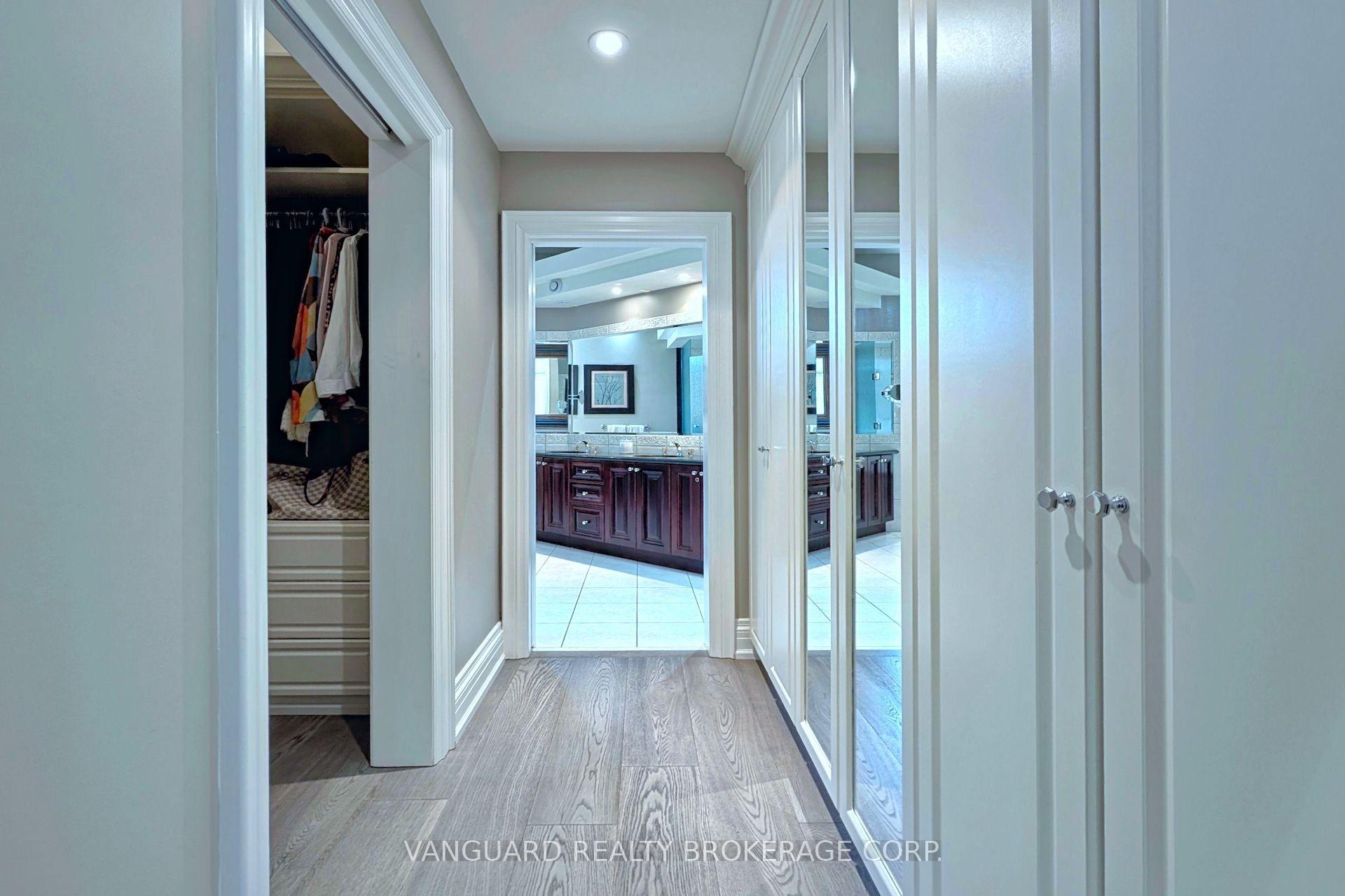 Photo 25 of 197 Treelawn Boulevard, Vaughan, Kleinburg — HOMEH