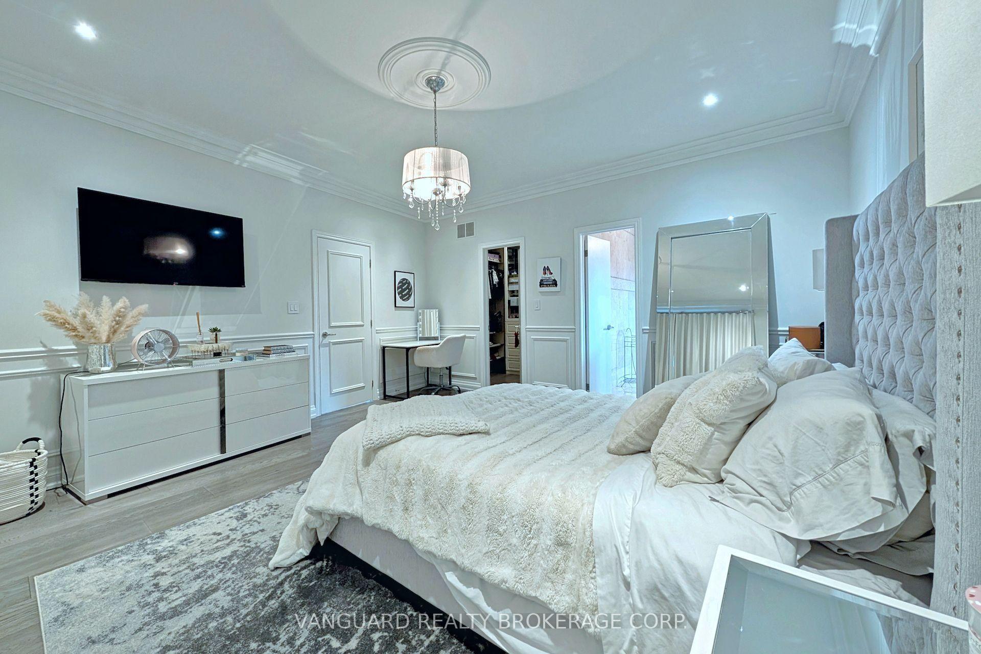 Photo 31 of 197 Treelawn Boulevard, Vaughan, Kleinburg — HOMEH