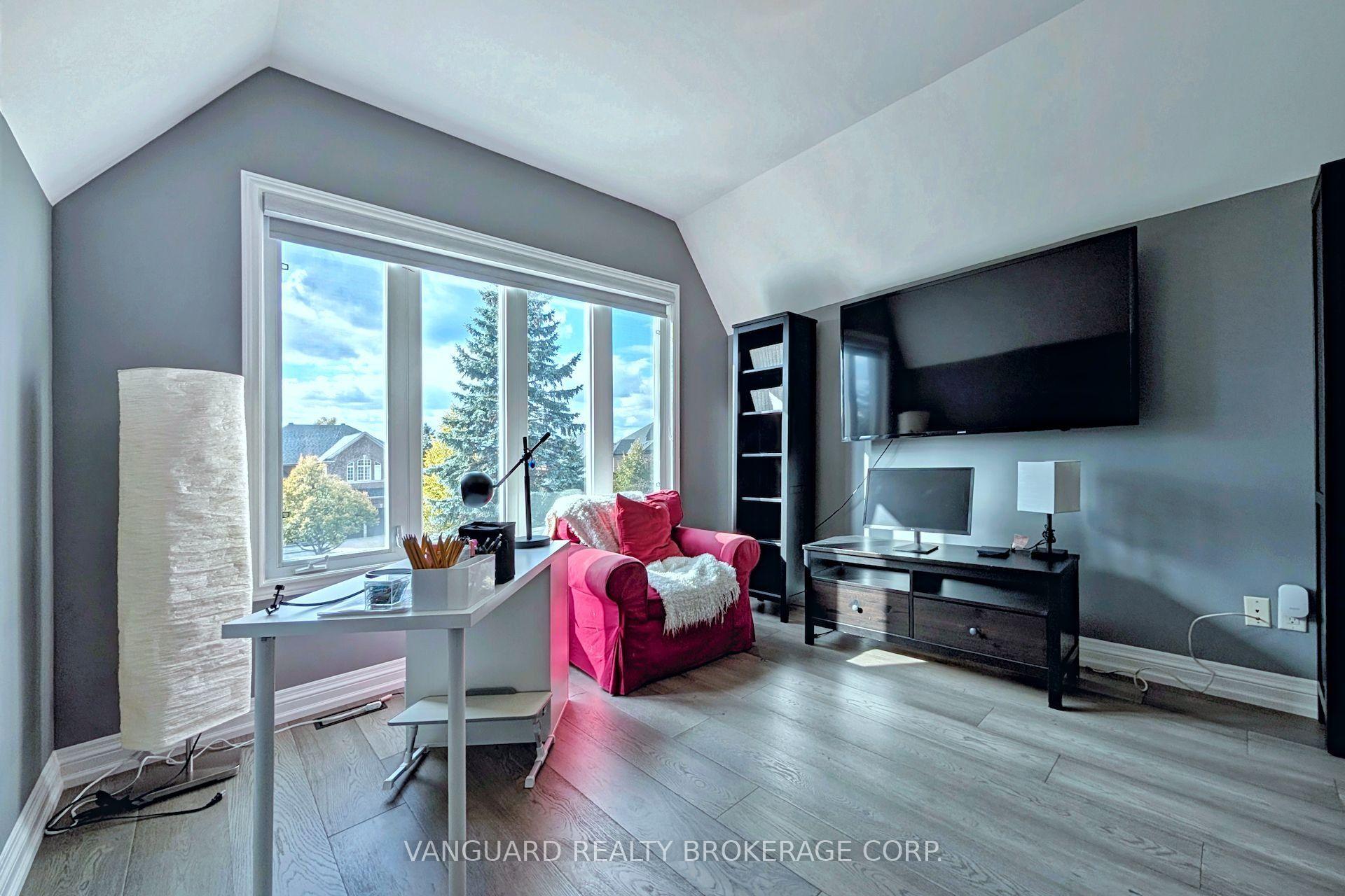 Photo 33 of 197 Treelawn Boulevard, Vaughan, Kleinburg — HOMEH