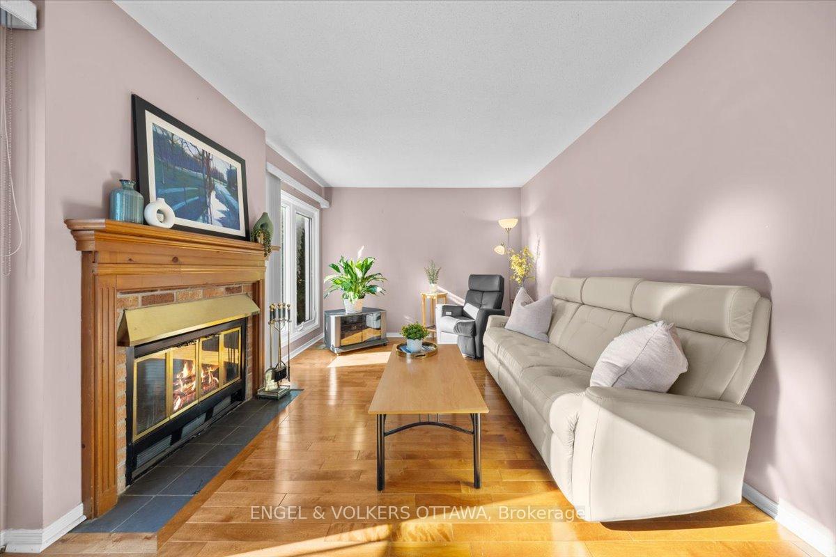 Photo 12 of 1678 Des Perdrix Crescent, Ottawa, Orleans/Sunridge — HOMEH