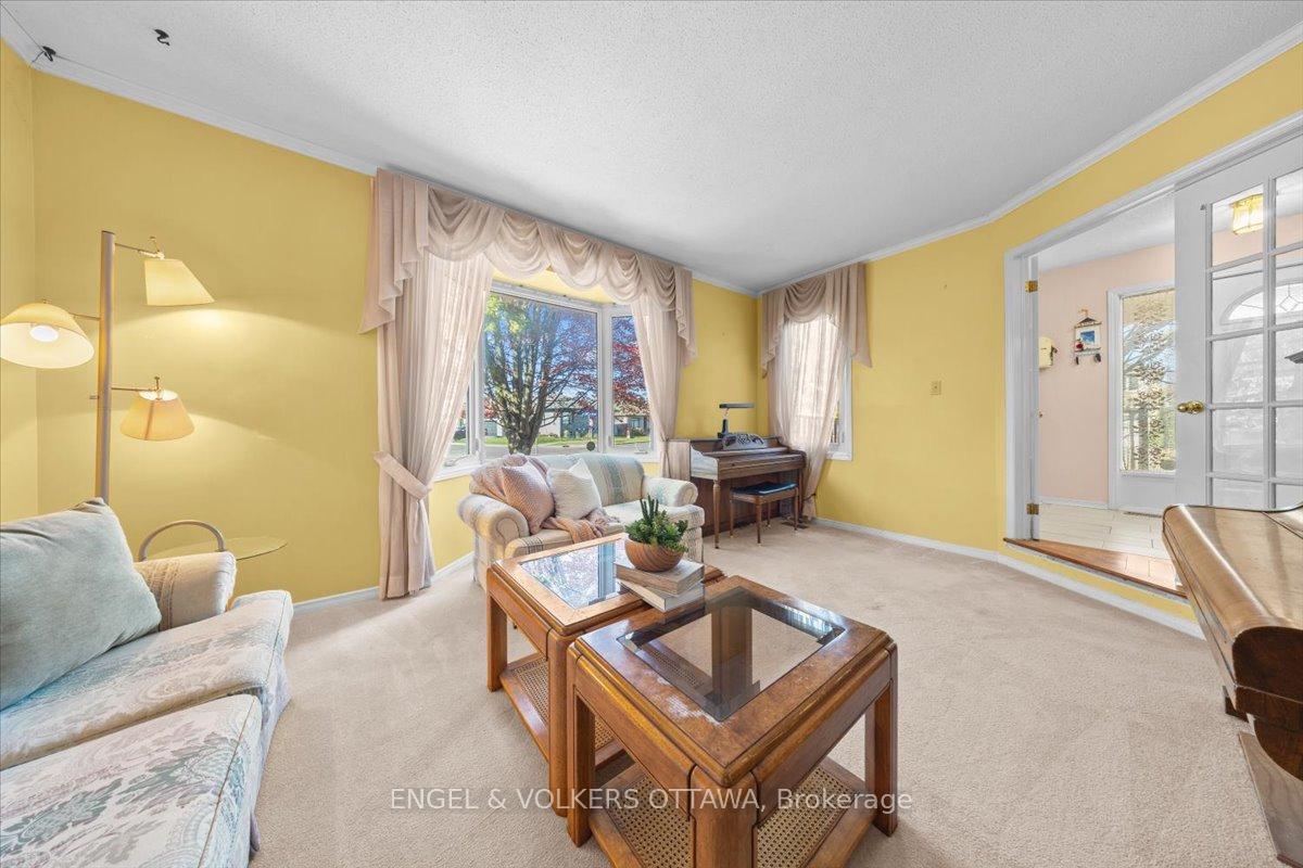 Photo 16 of 1678 Des Perdrix Crescent, Ottawa, Orleans/Sunridge — HOMEH