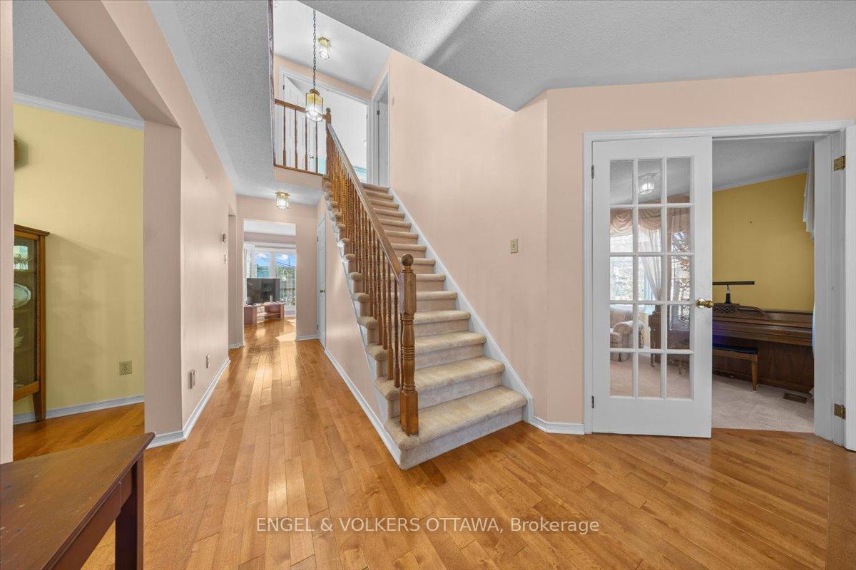 Photo 17 of 1678 Des Perdrix Crescent, Ottawa, Orleans/Sunridge — HOMEH