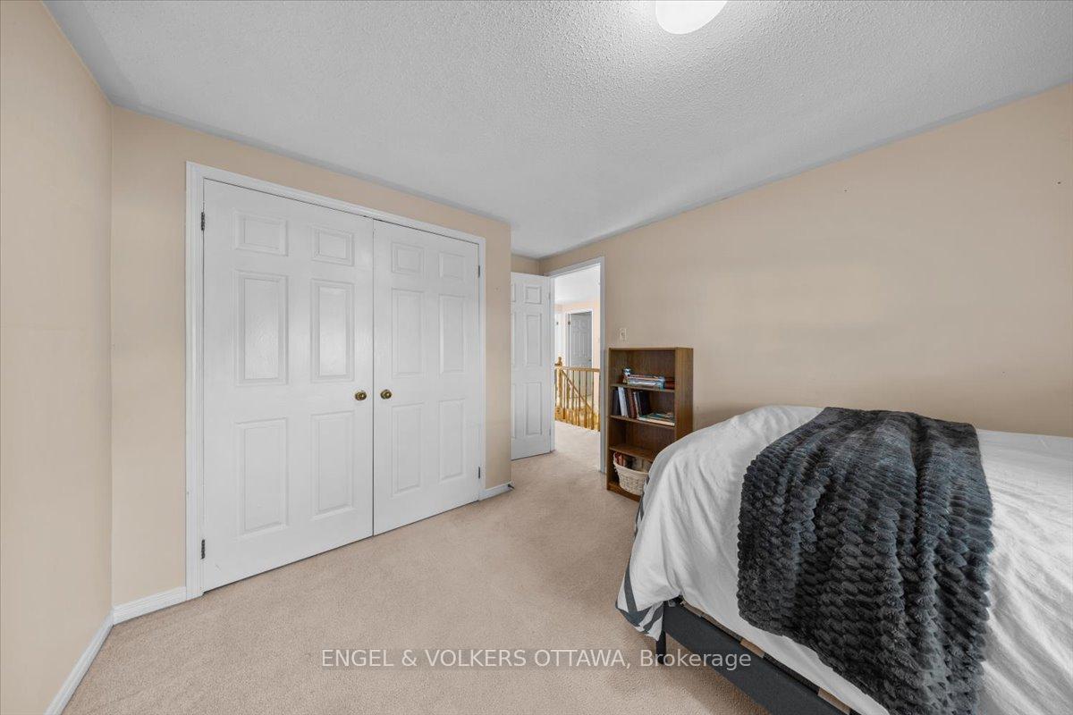 Photo 20 of 1678 Des Perdrix Crescent, Ottawa, Orleans/Sunridge — HOMEH