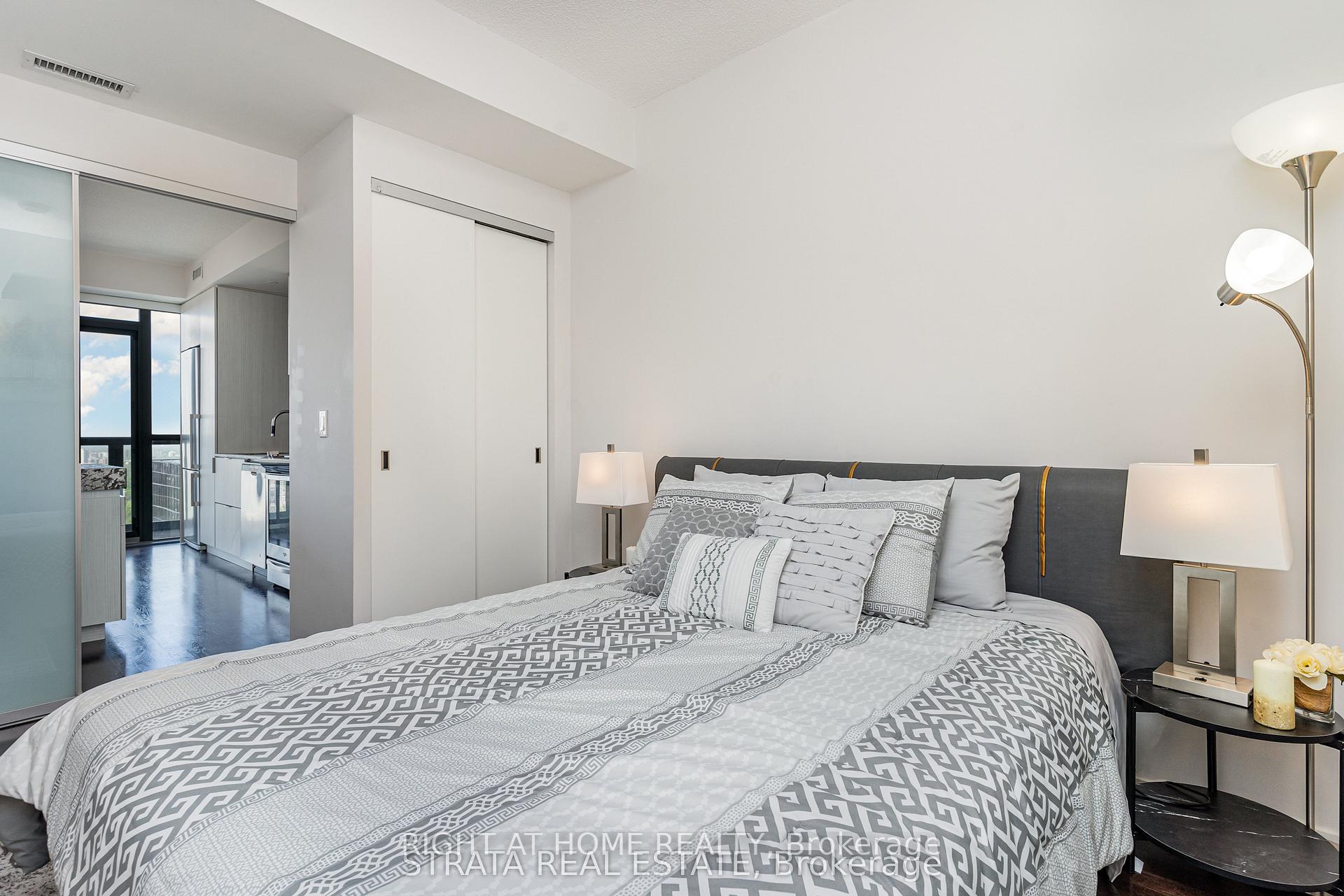 Photo 9 of Unit 4608, 101 Charles Street E, Toronto, Church-Yonge Corridor — HOMEH