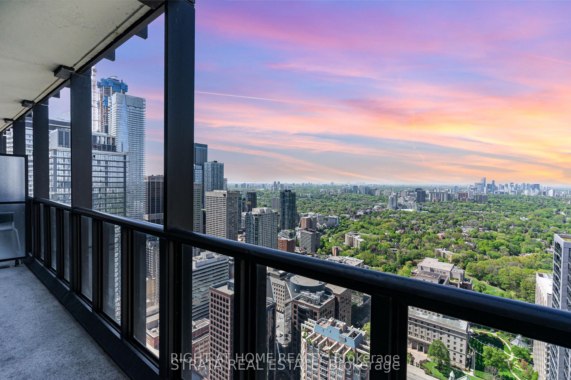 Photo 17 of Unit 4608, 101 Charles Street E, Toronto, Church-Yonge Corridor — HOMEH