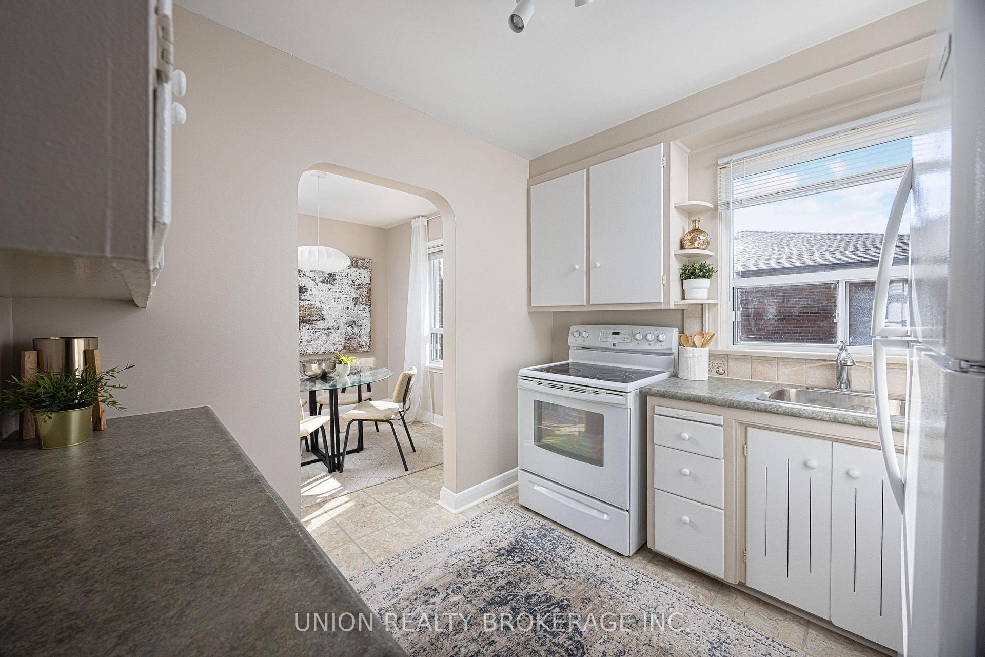 Photo 8 of 143 Lilian Drive, Scarborough, Wexford-Maryvale — HOMEH