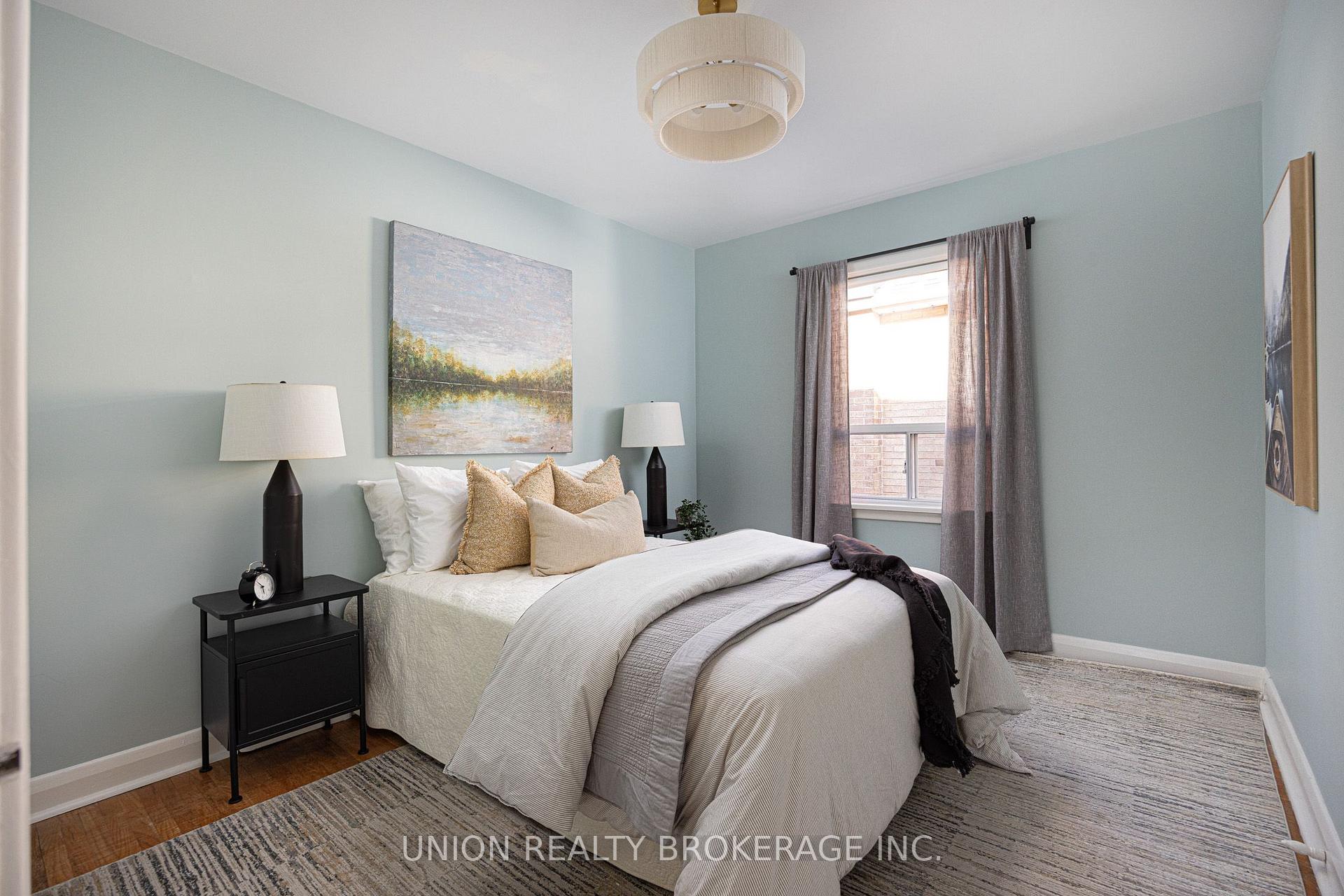 Photo 16 of 143 Lilian Drive, Scarborough, Wexford-Maryvale — HOMEH