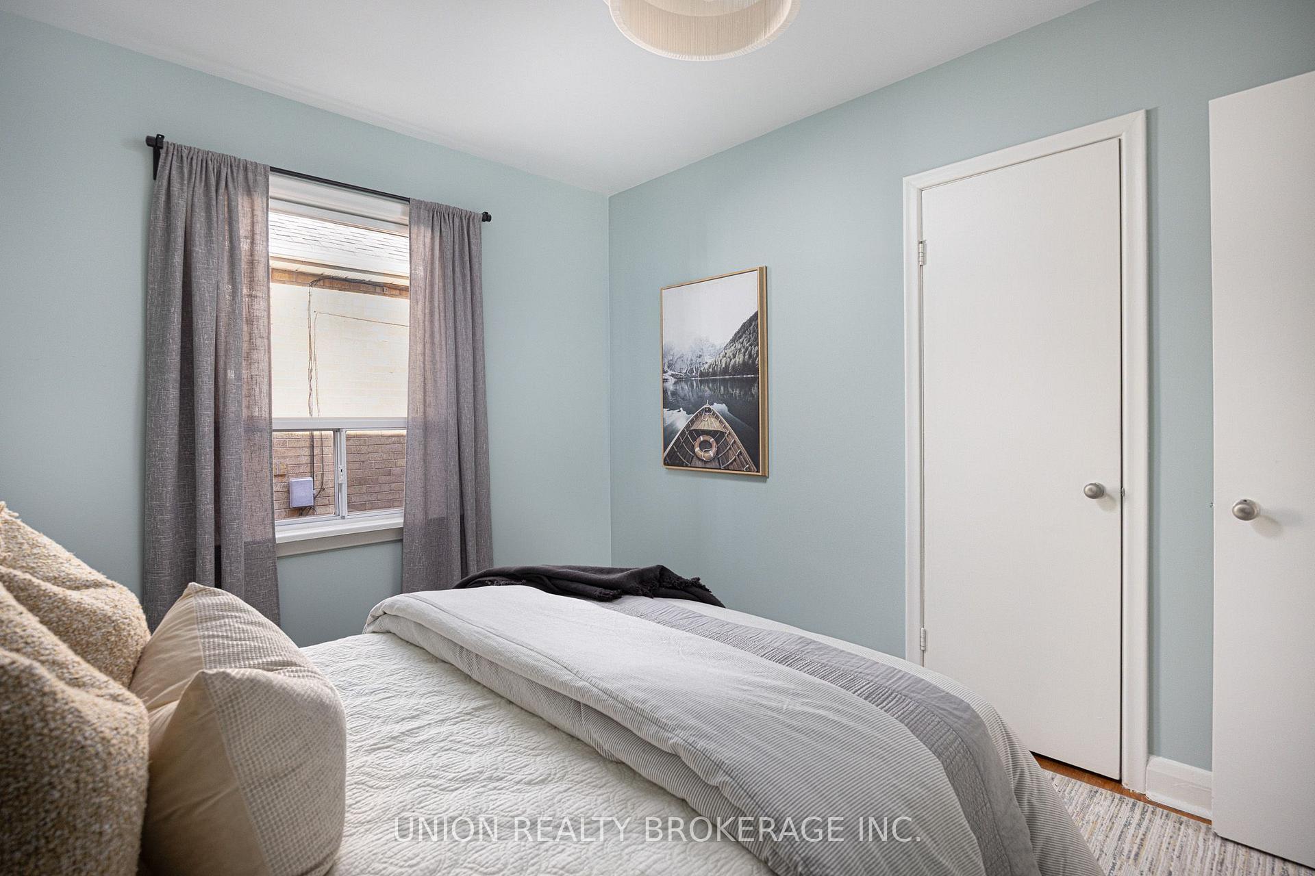 Photo 17 of 143 Lilian Drive, Scarborough, Wexford-Maryvale — HOMEH