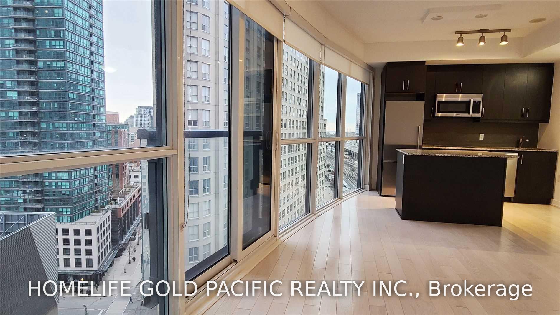 Photo 9 of Unit 1505, 1 The Esplanade Boulevard, Toronto, Waterfront Communities — HOMEH