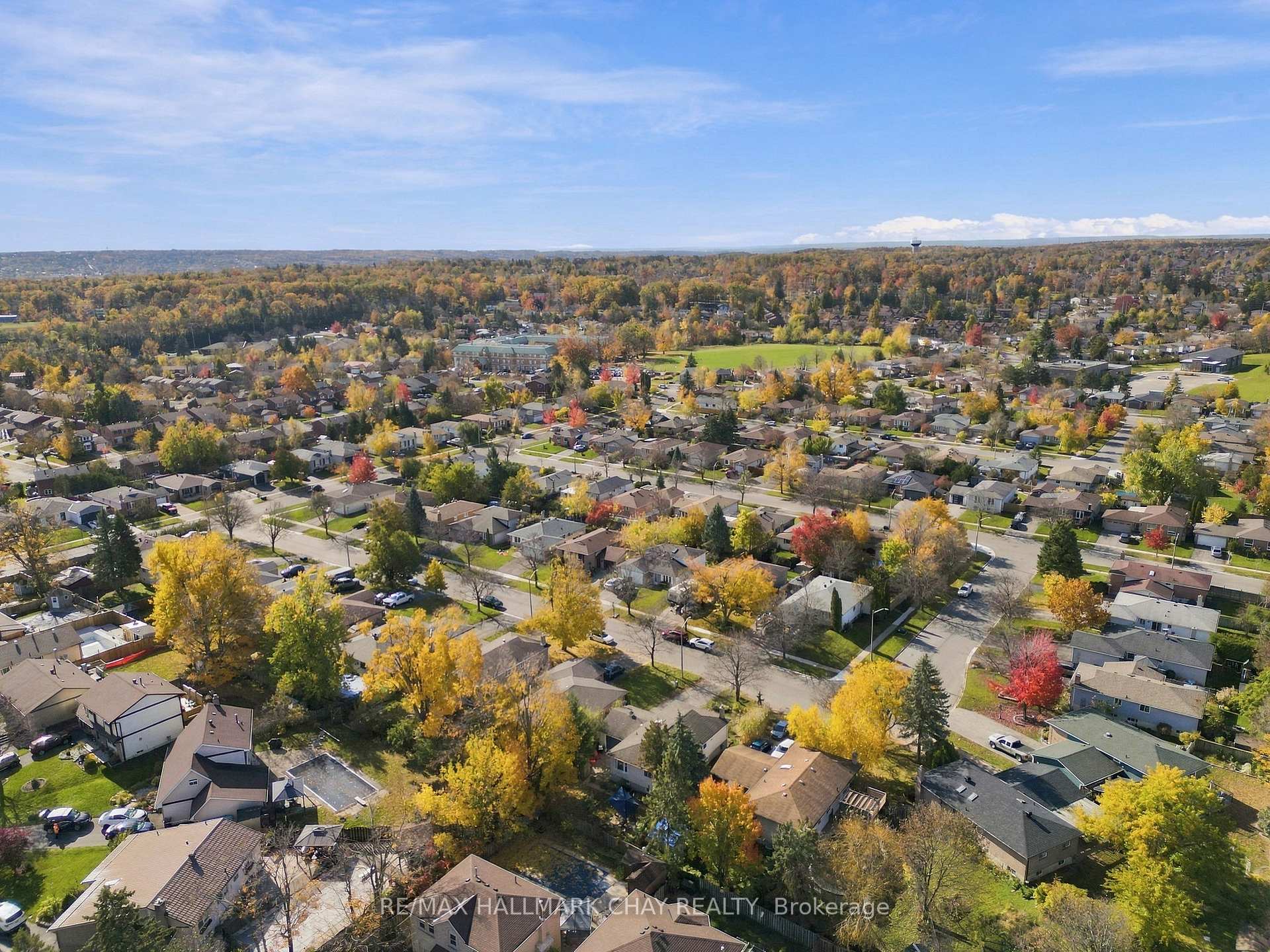 Photo 47 of 17 Wells Crescent, Barrie, Sunnidale — HOMEH