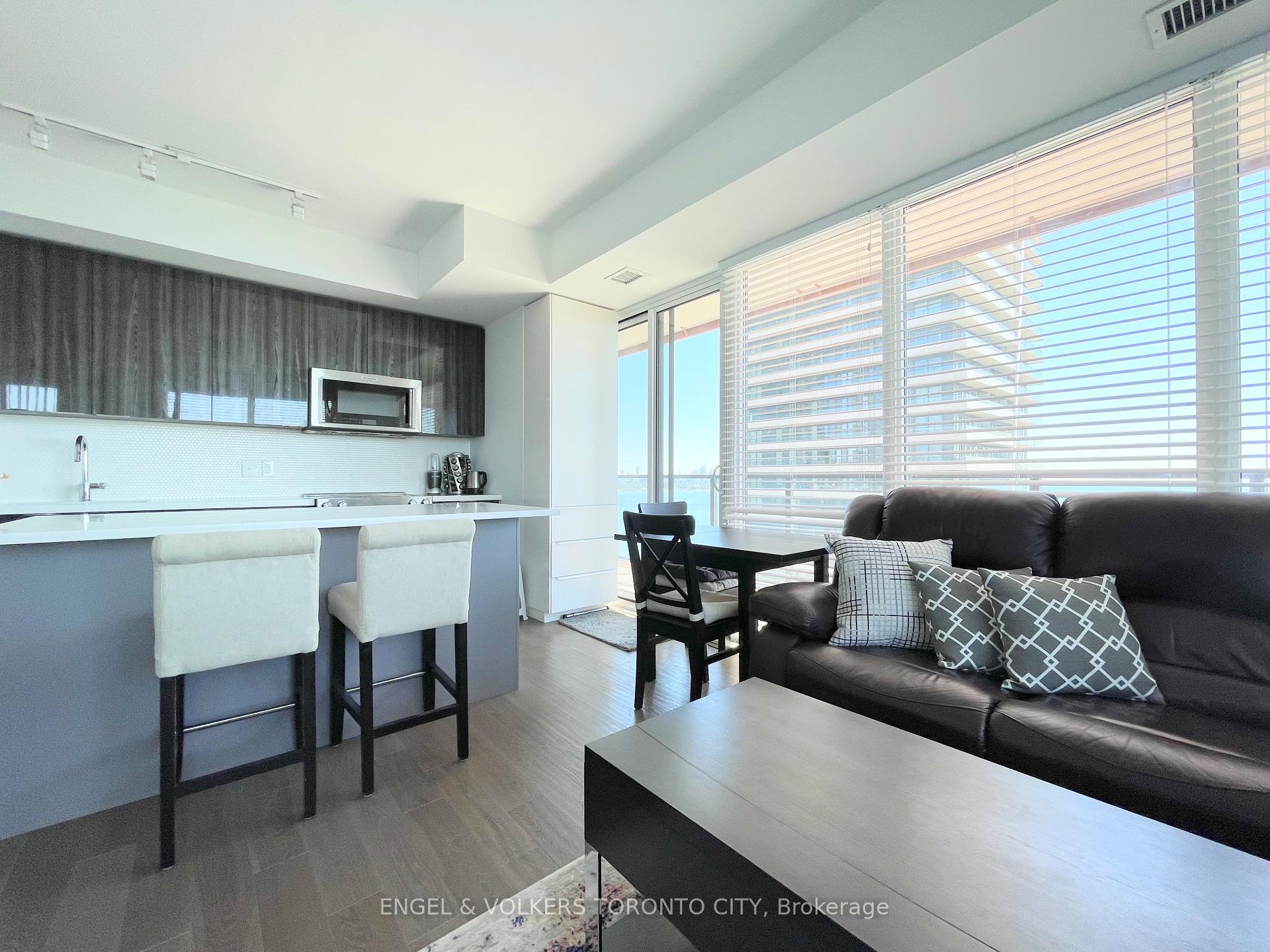 Photo 3 of Unit 2118, 30 Shore Breeze Drive, Etobicoke, Mimico — HOMEH