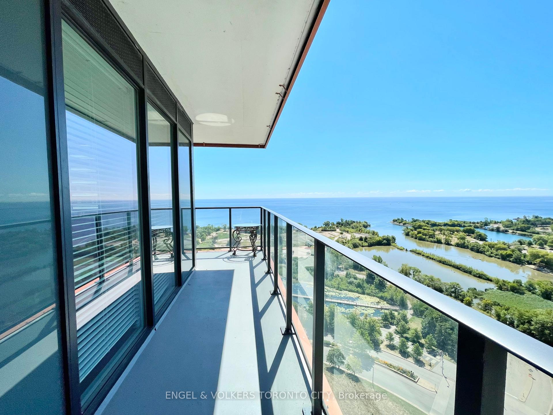 Photo 12 of Unit 2118, 30 Shore Breeze Drive, Etobicoke, Mimico — HOMEH