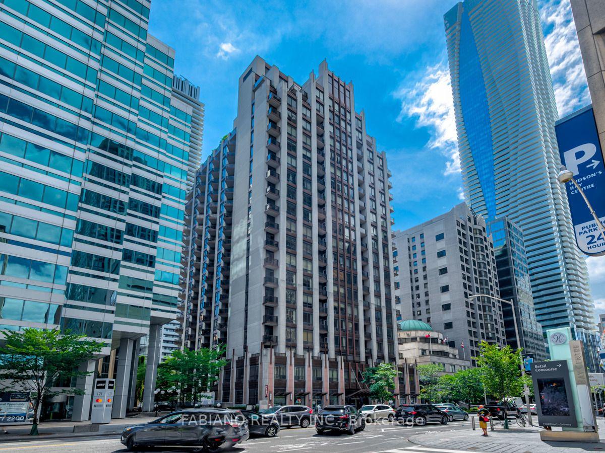 Photo 2 of Unit 409, 85 Bloor Street E, Toronto, Church-Yonge Corridor — HOMEH