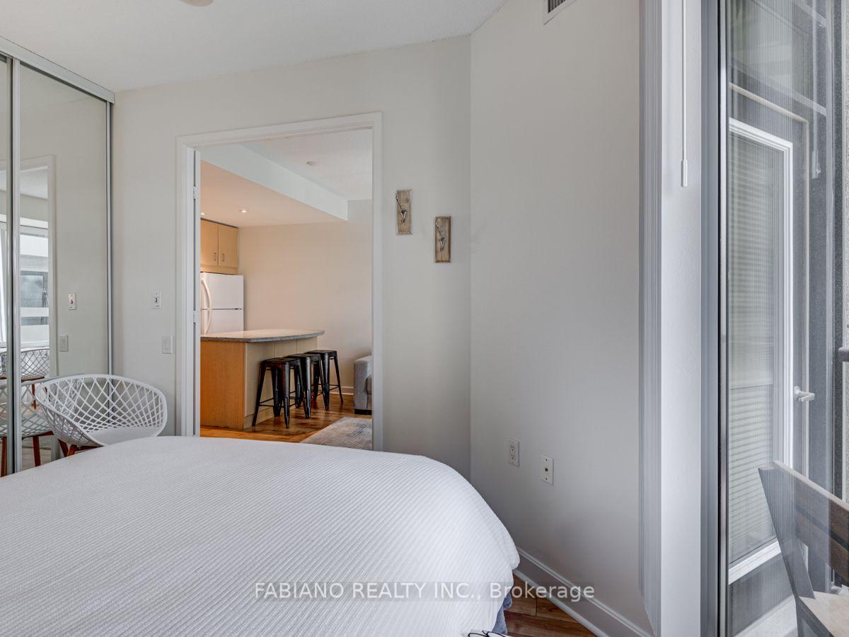 Photo 18 of Unit 409, 85 Bloor Street E, Toronto, Church-Yonge Corridor — HOMEH