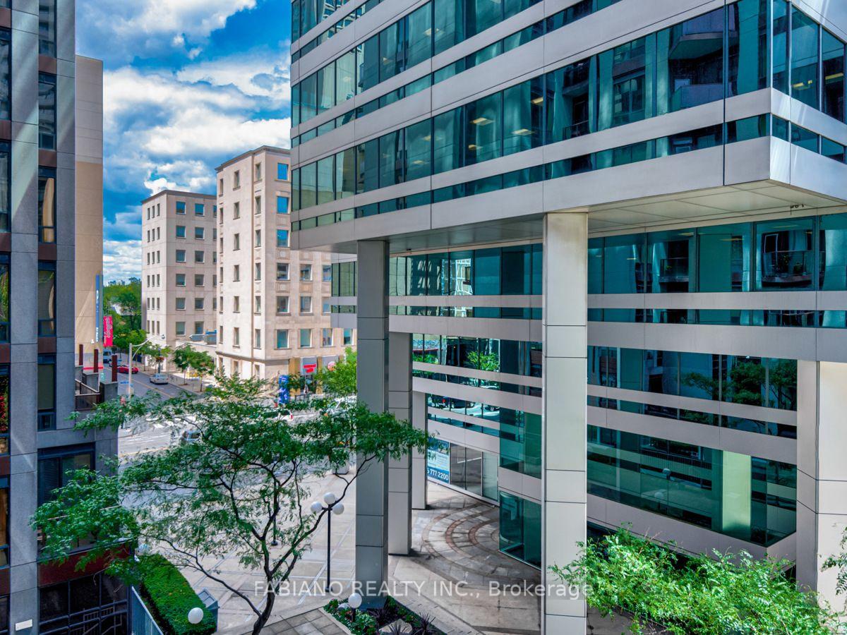 Photo 24 of Unit 409, 85 Bloor Street E, Toronto, Church-Yonge Corridor — HOMEH