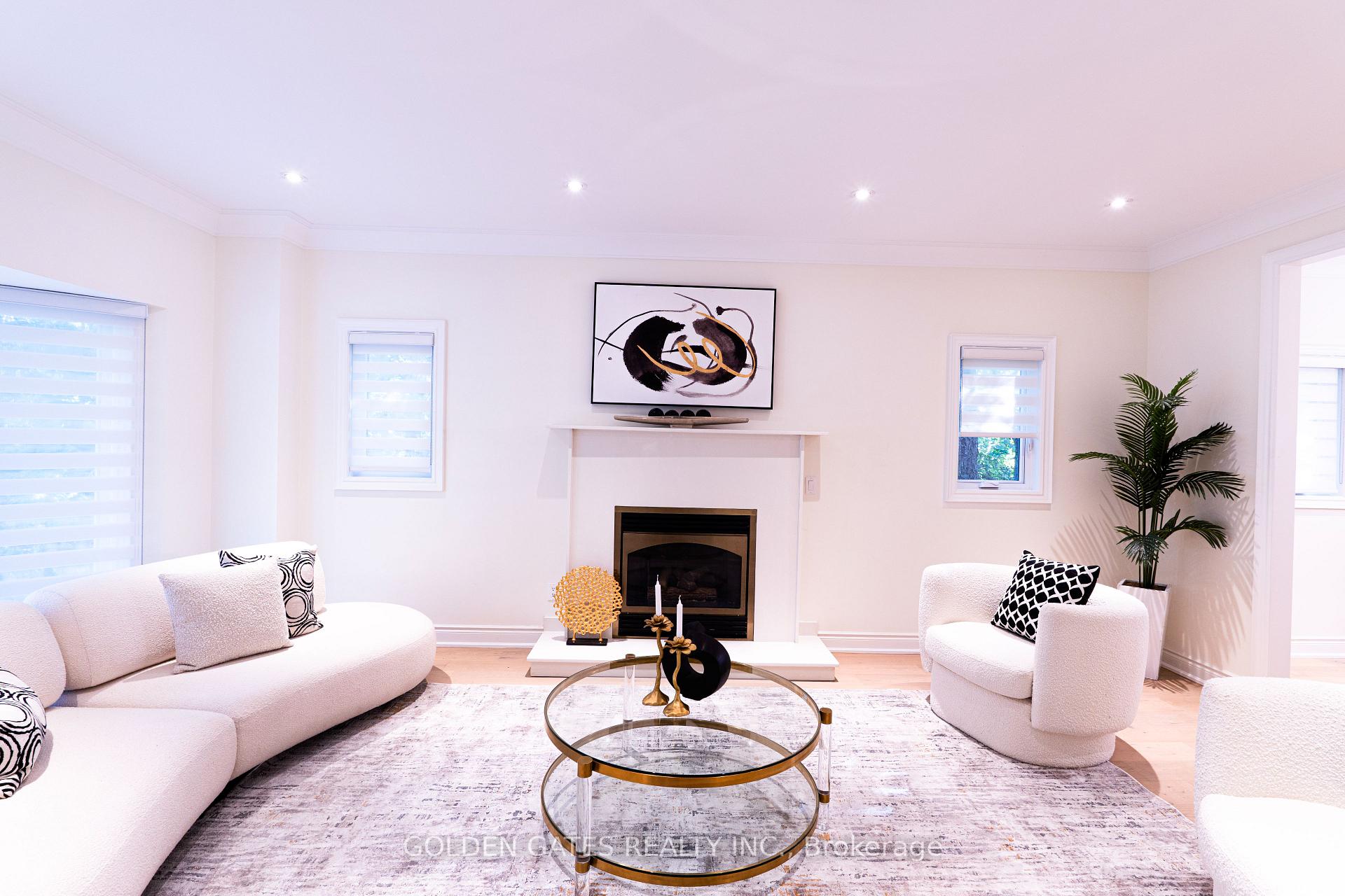 Photo 12 of 83 Elgin Street, Markham, Thornhill — HOMEH