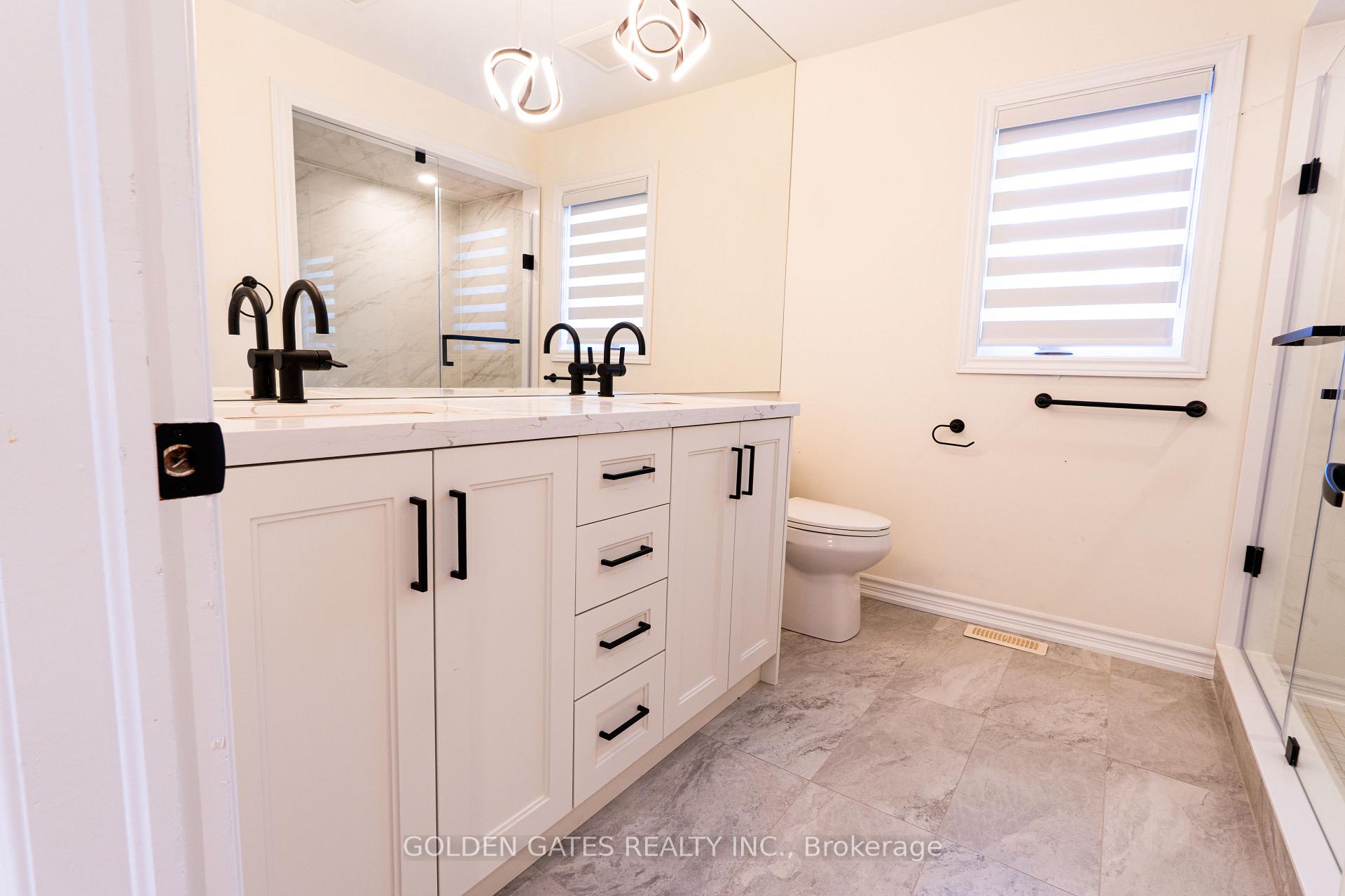 Photo 32 of 83 Elgin Street, Markham, Thornhill — HOMEH